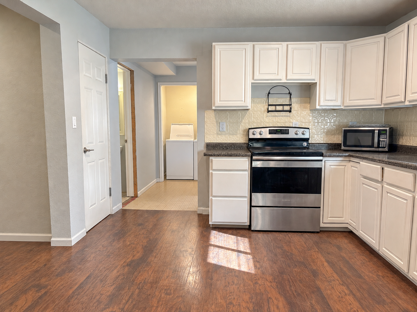 421 Langer Avenue S Property Photo 6