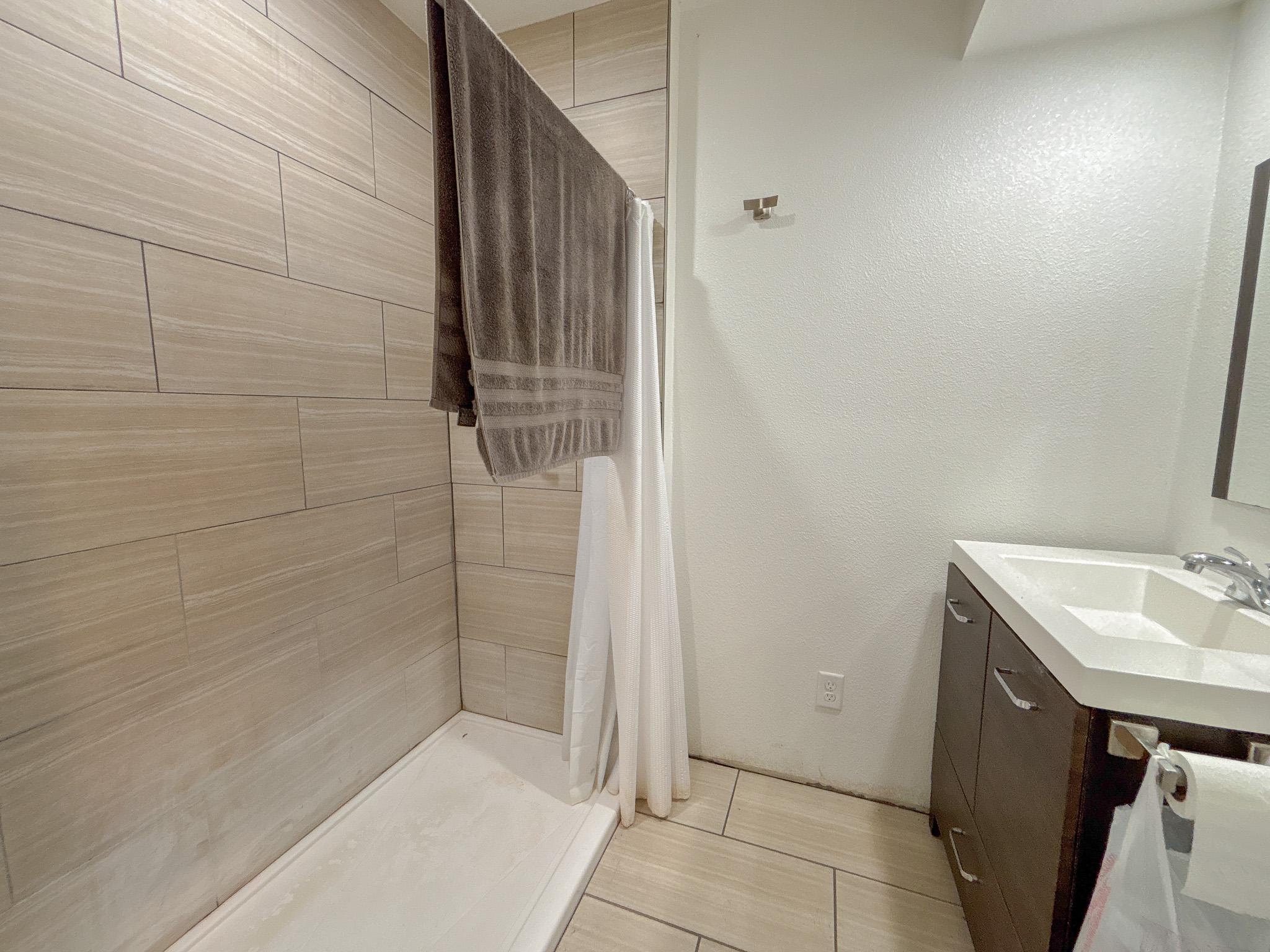 421 Langer Avenue S Property Photo 16