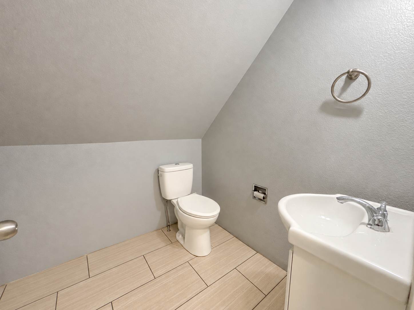 421 Langer Avenue S Property Photo 26