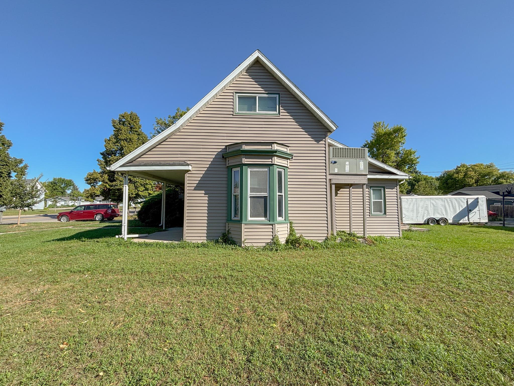 421 Langer Avenue S Property Photo 37