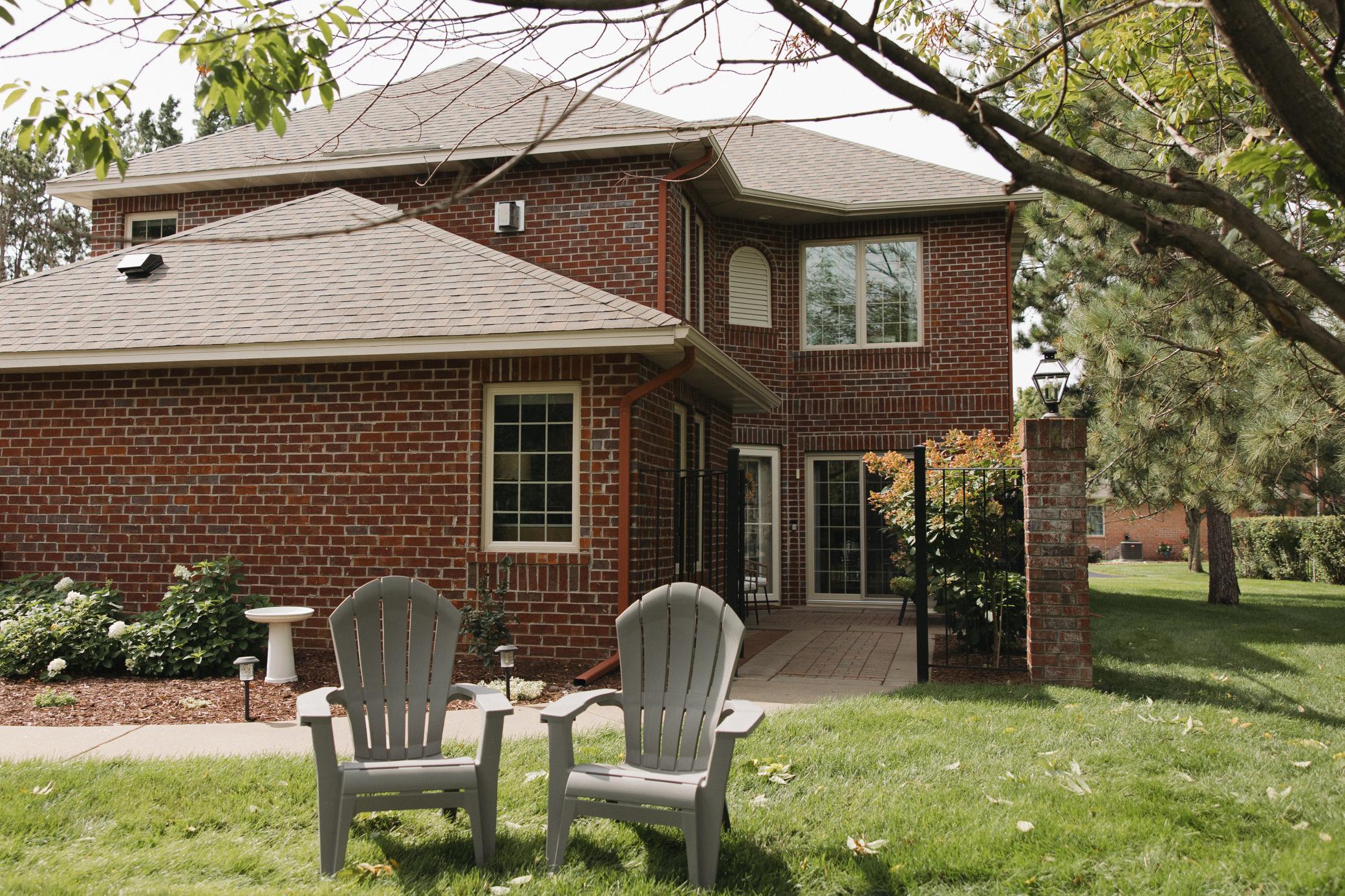 1812 Hunter Hill Road Property Photo 1