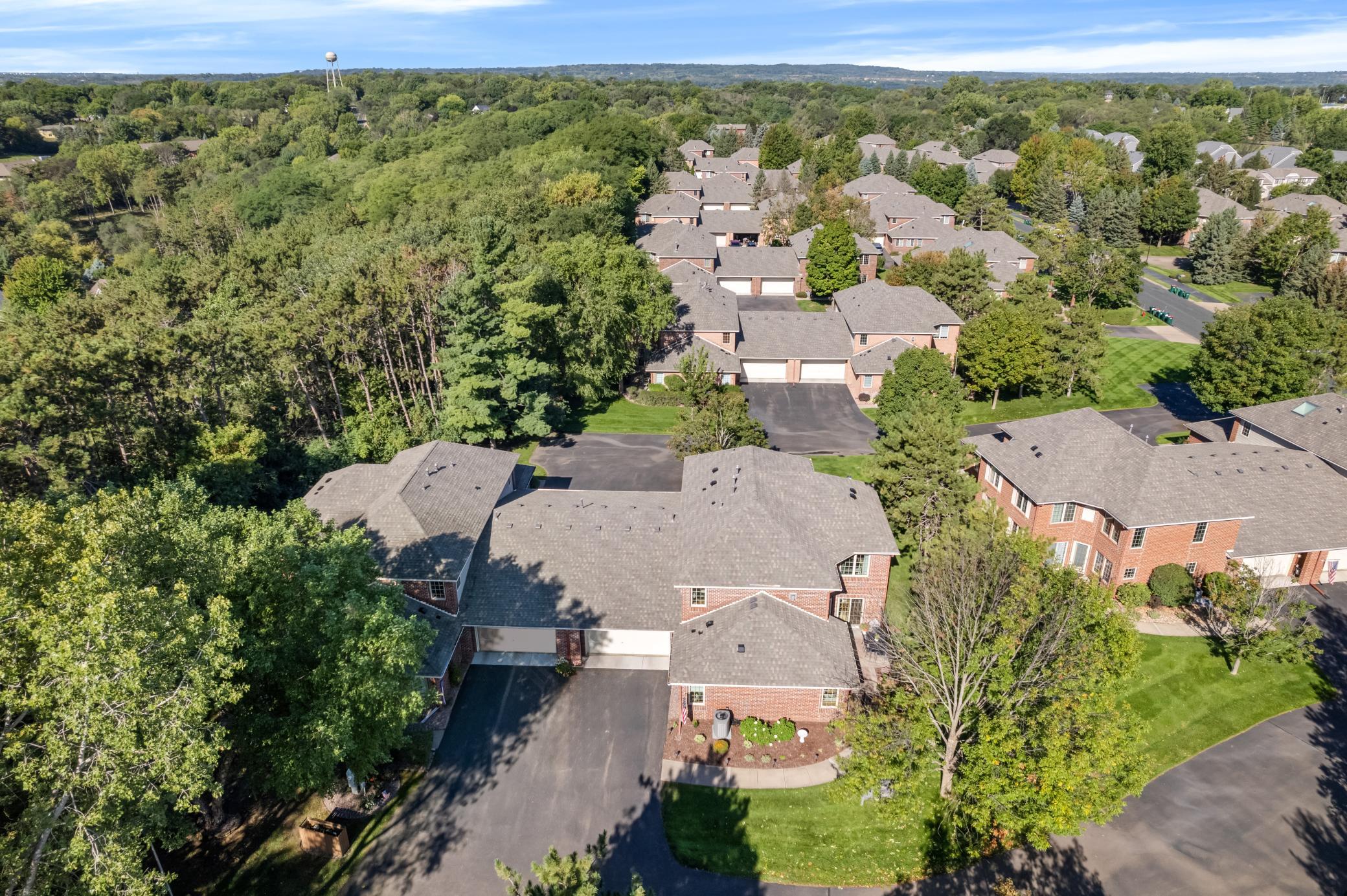 1812 Hunter Hill Road Property Photo 4