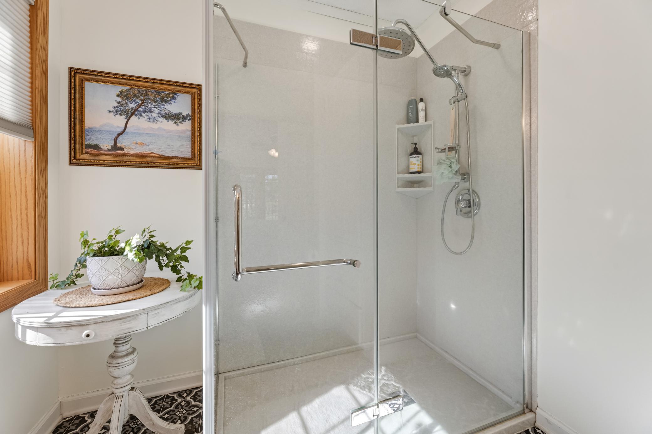 1812 Hunter Hill Road Property Photo 17