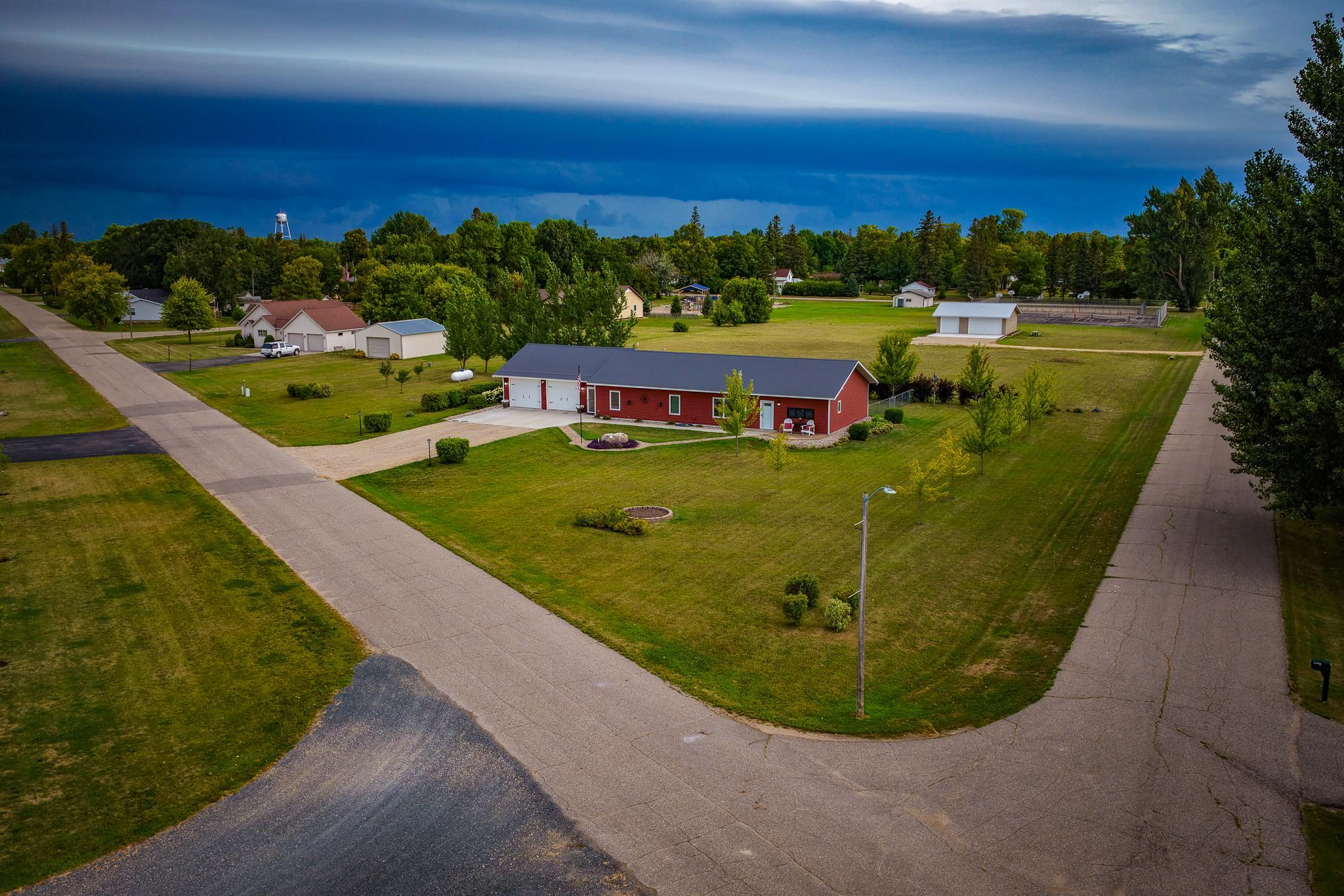 573 Railroad Avenue Property Photo 1