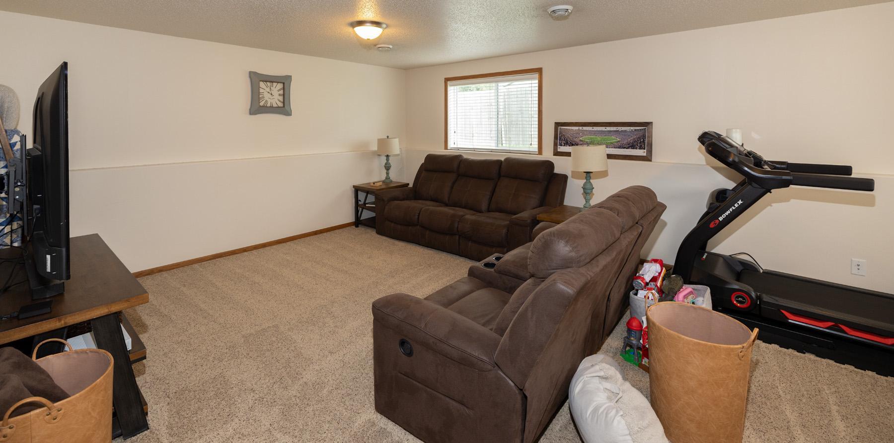 1017 Westport Parkway Property Photo 27