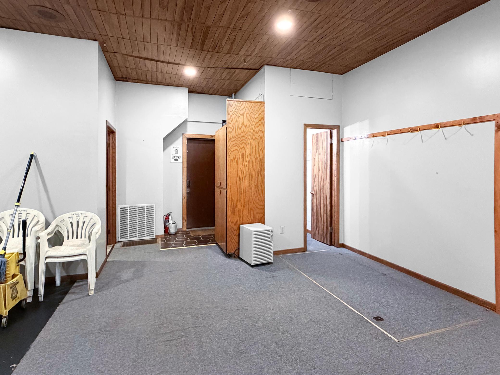 825 Main Street Property Photo 18