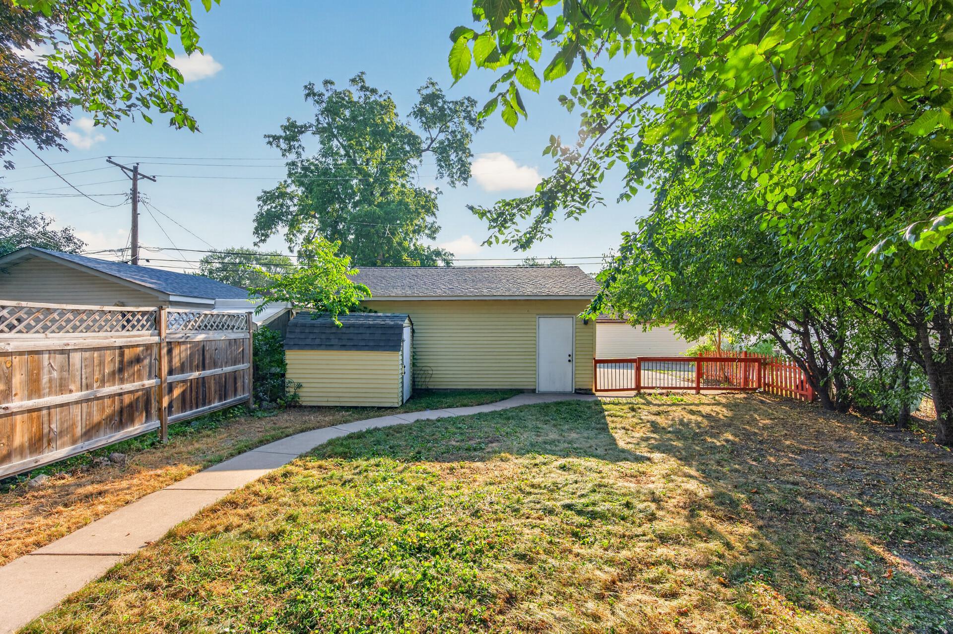 4408 Russell Avenue N Property Photo 41
