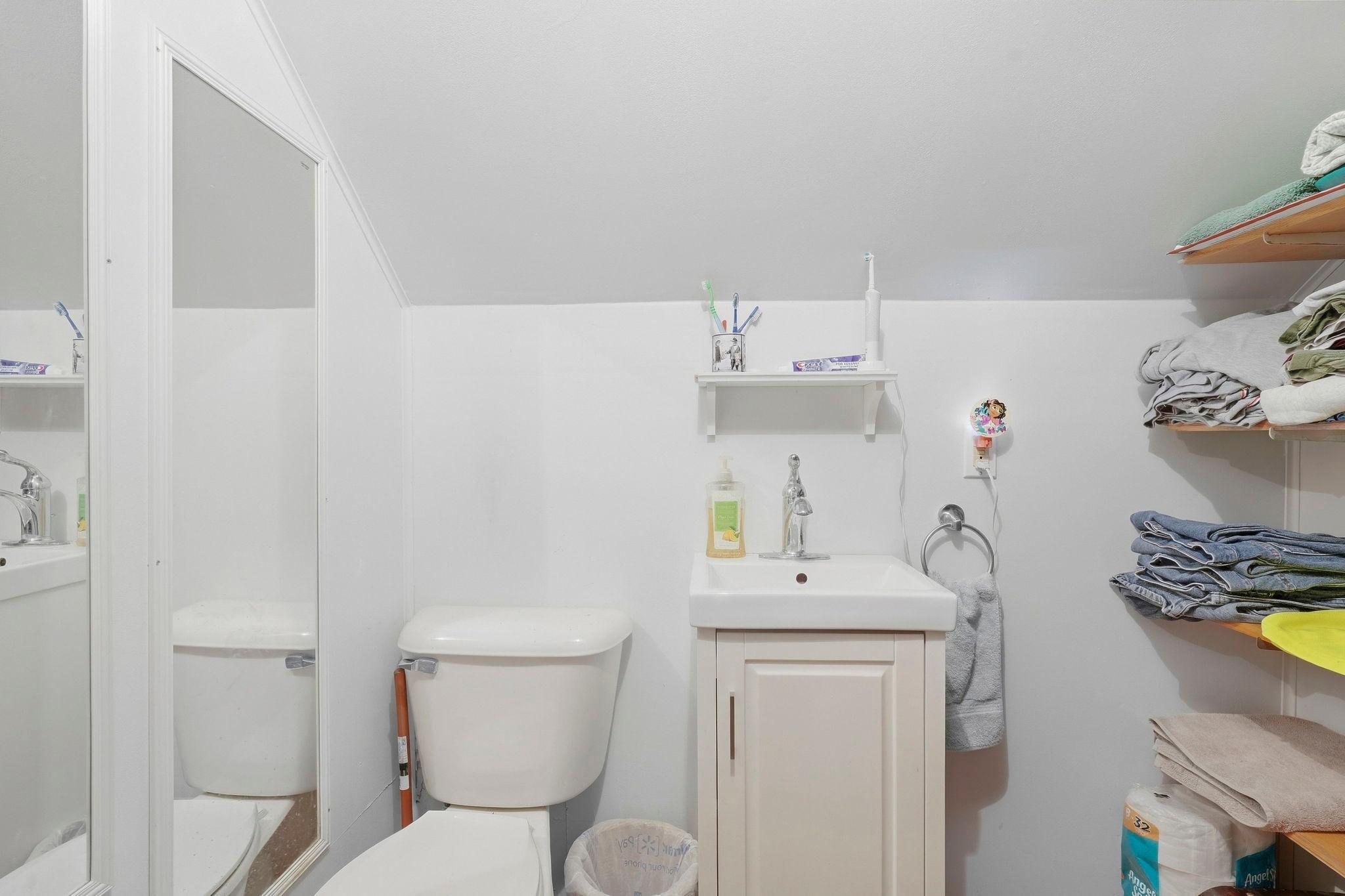 6648 Channel Road Ne Property Photo 10