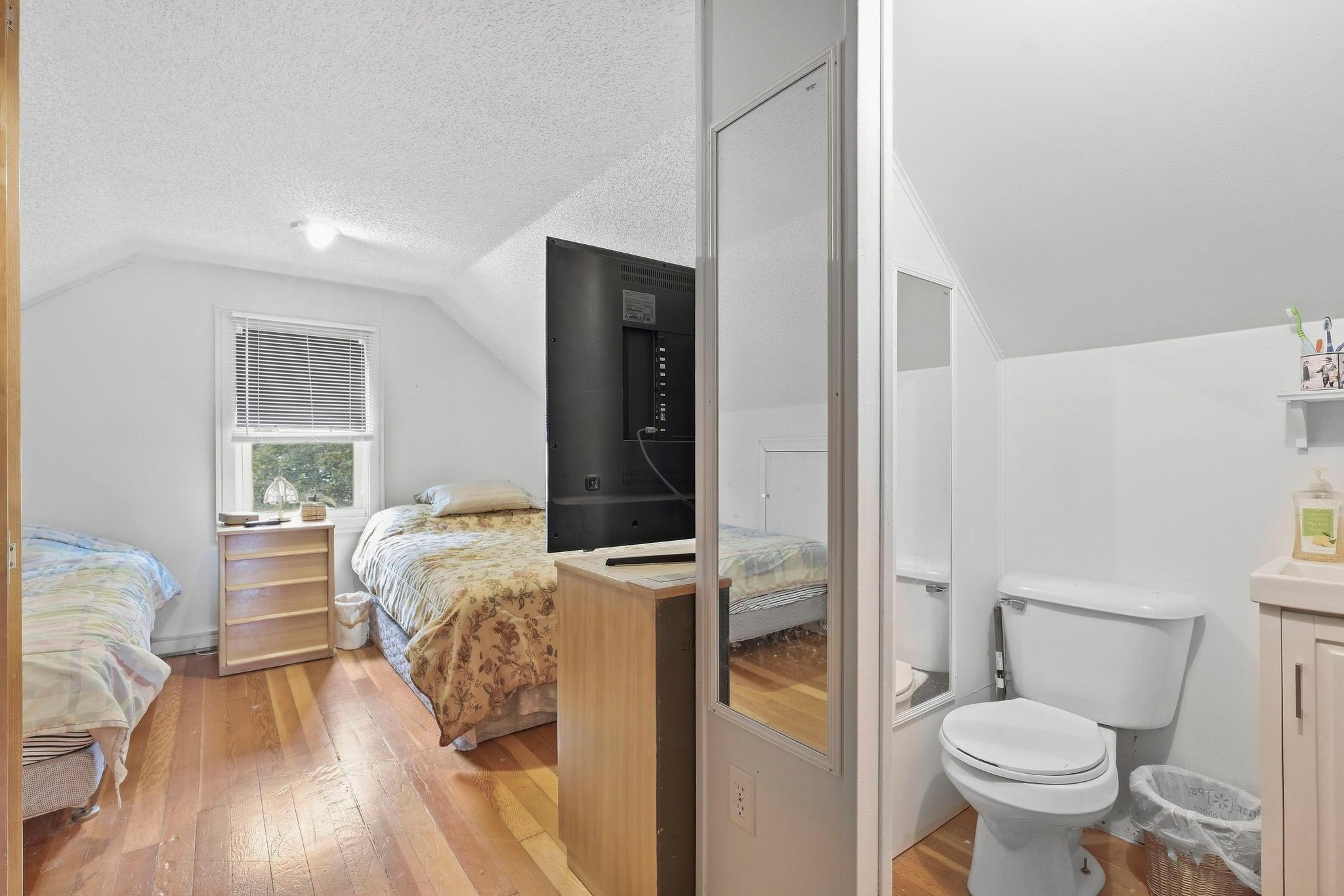 6648 Channel Road Ne Property Photo 22