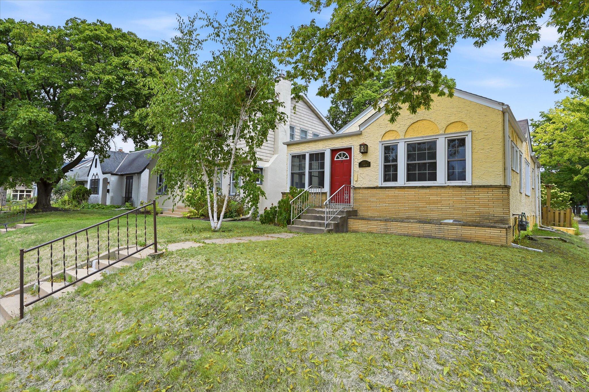 4857 Xerxes Avenue S Property Photo 3