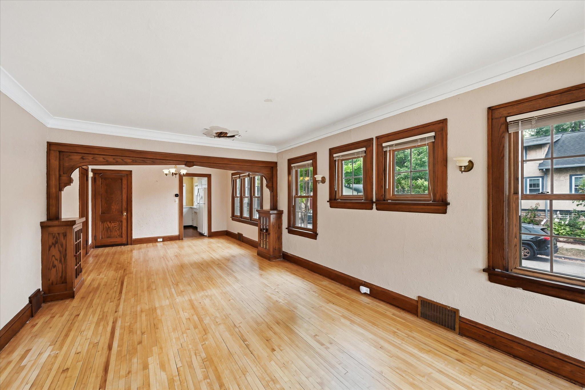 4857 Xerxes Avenue S Property Photo 11