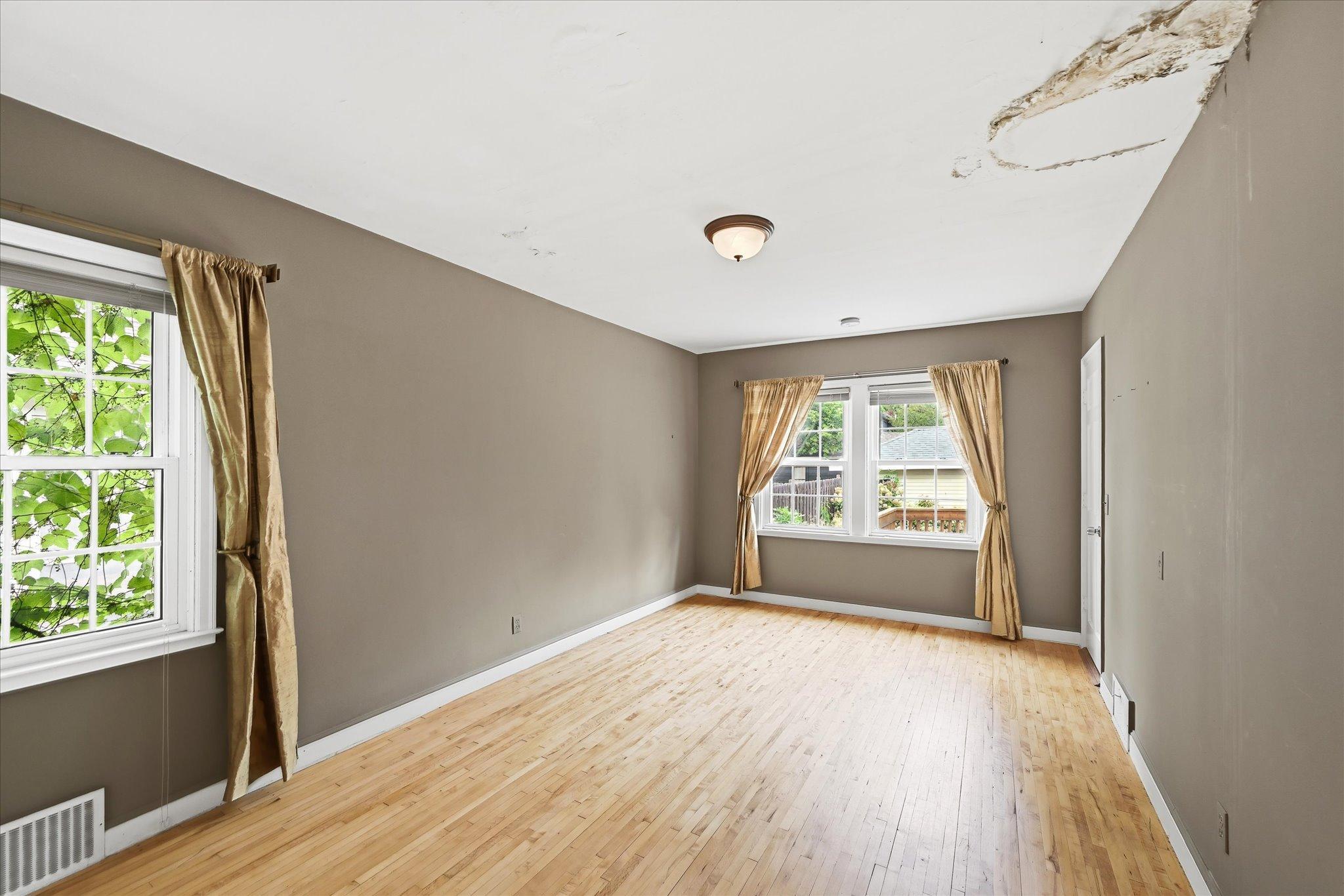 4857 Xerxes Avenue S Property Photo 24