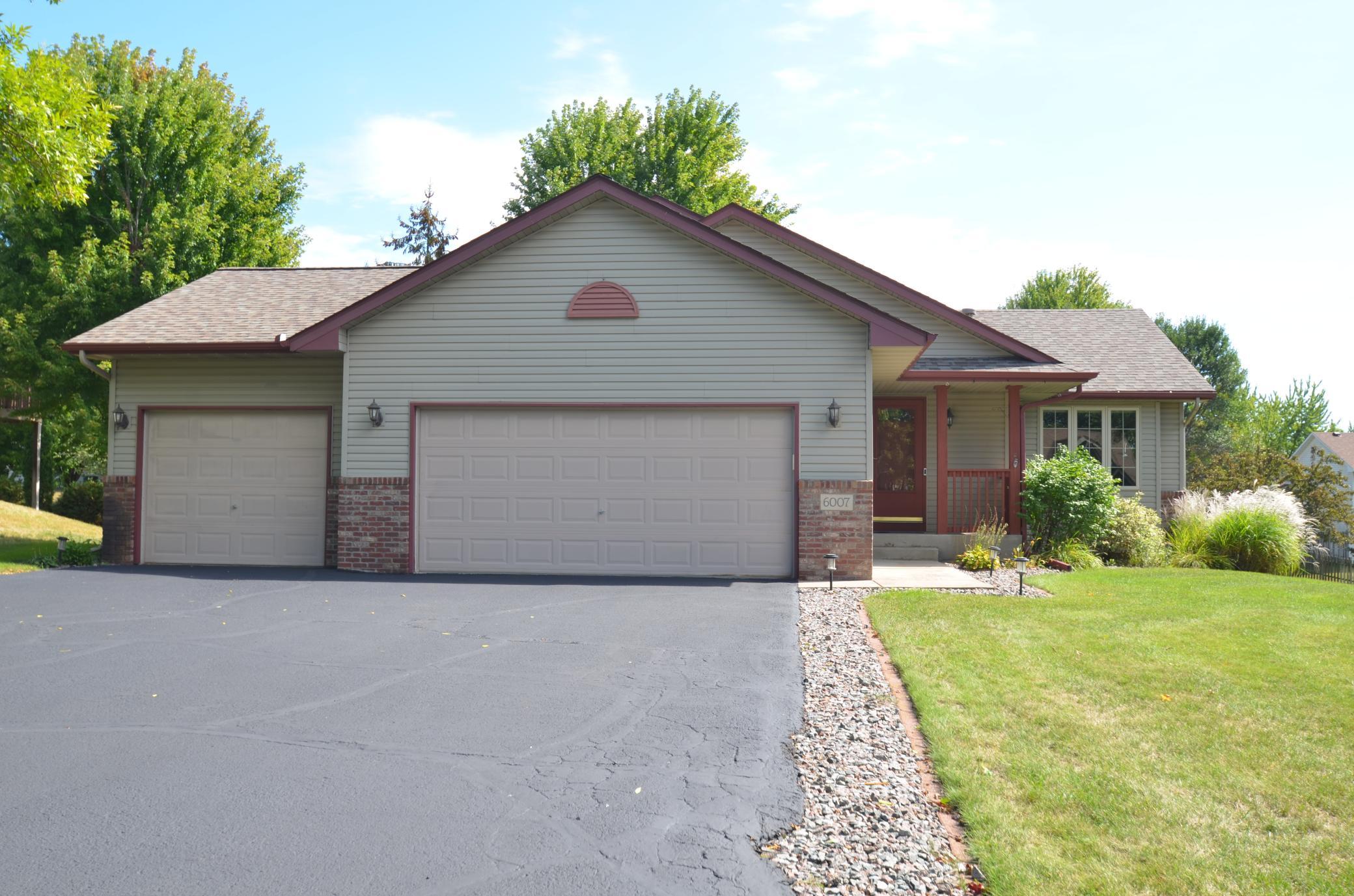 6007 Nathan Boulevard Property Photo 1