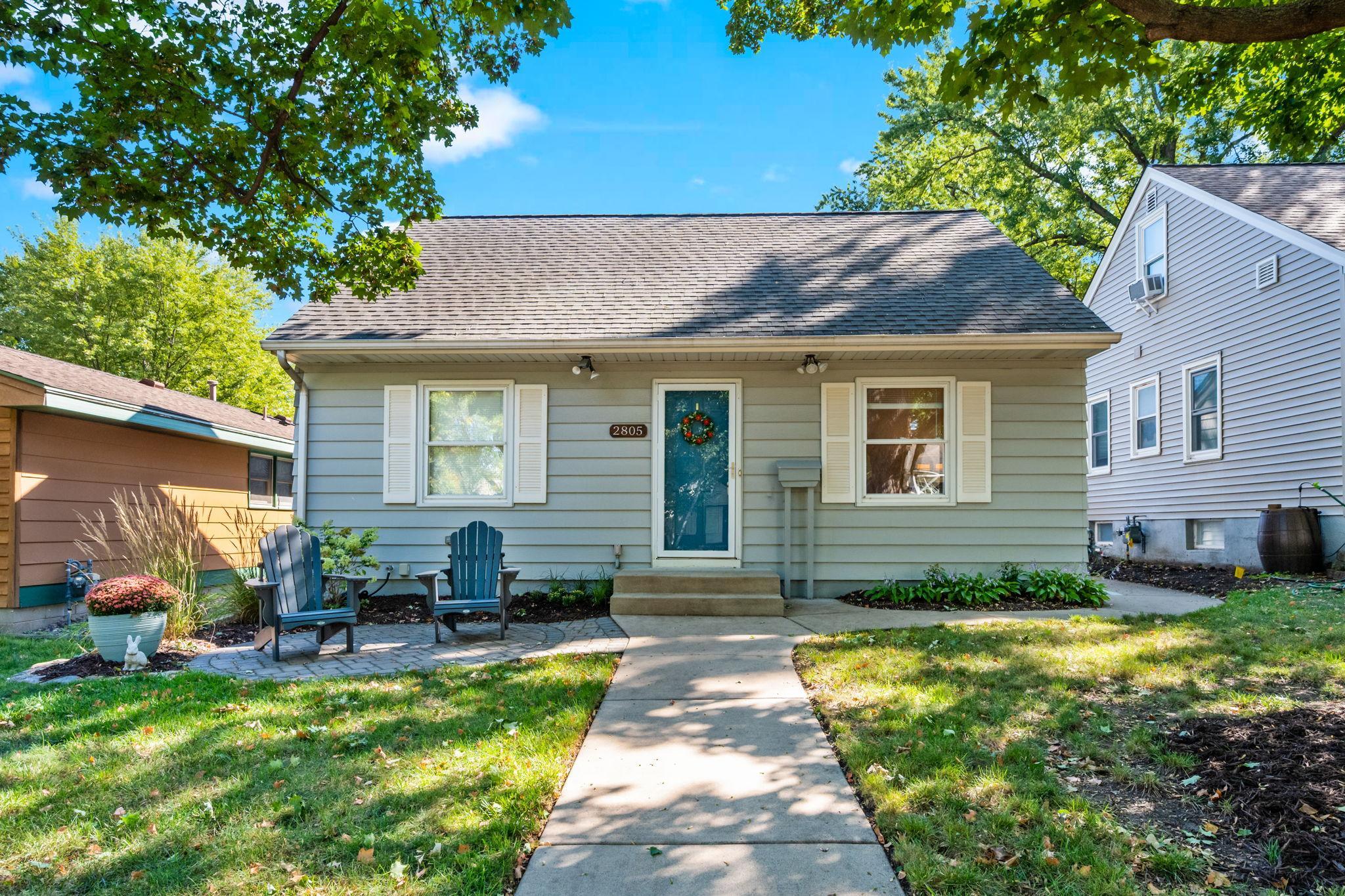 2805 Colorado Avenue S Property Photo 1
