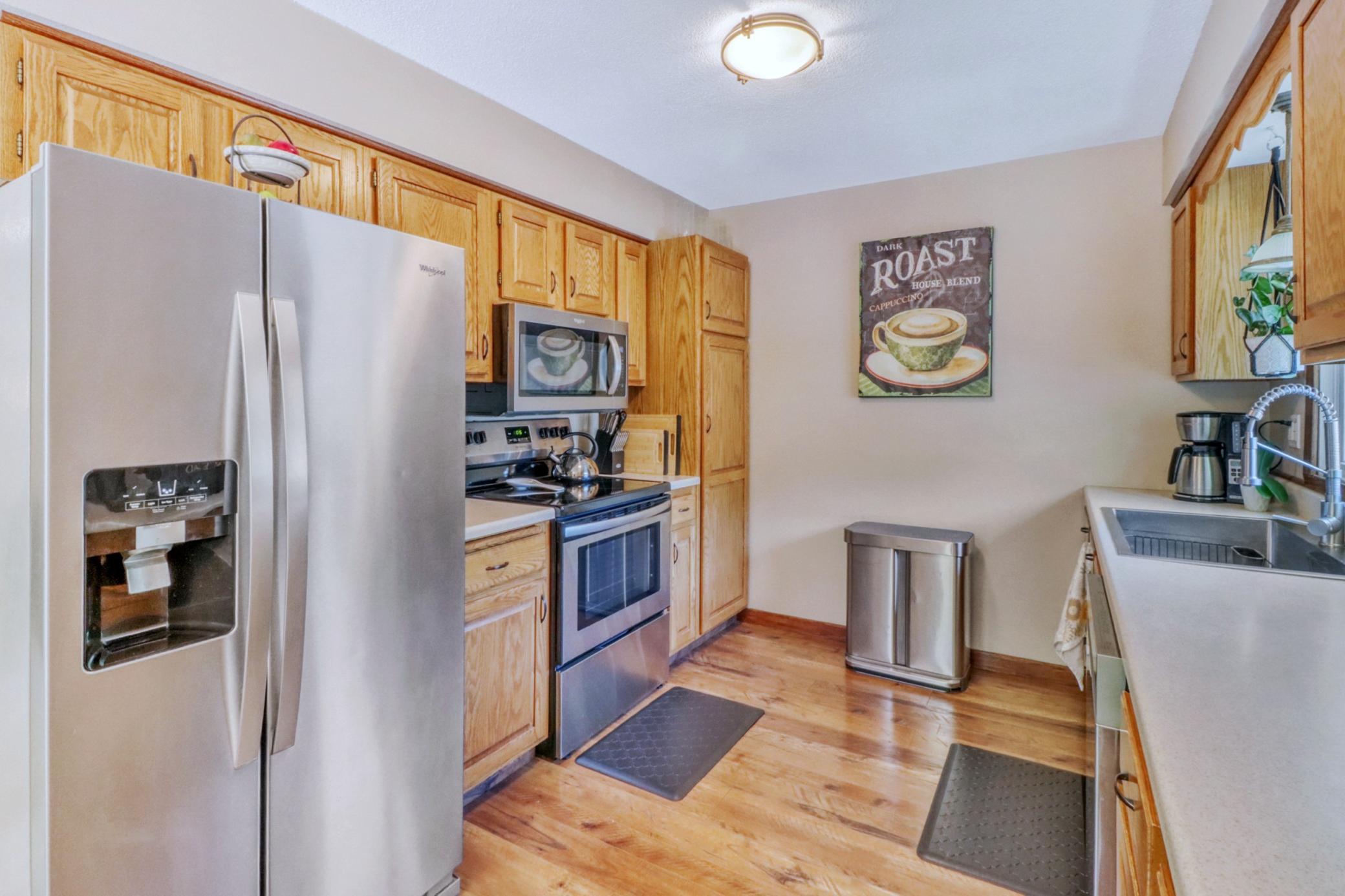 409 Oakway Property Photo 14