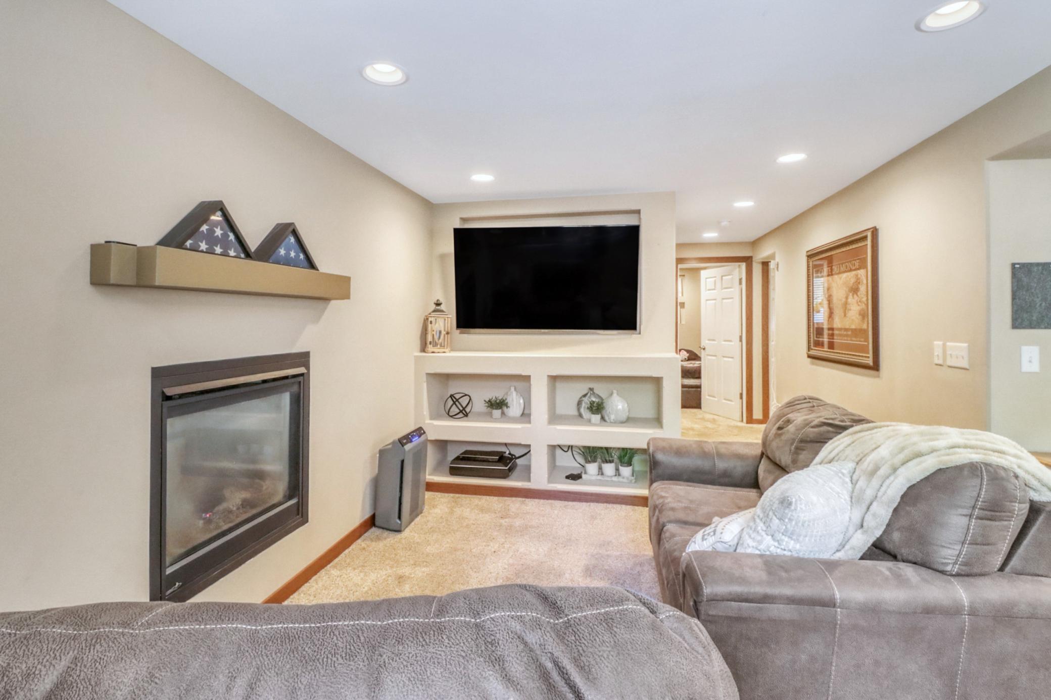 409 Oakway Property Photo 29