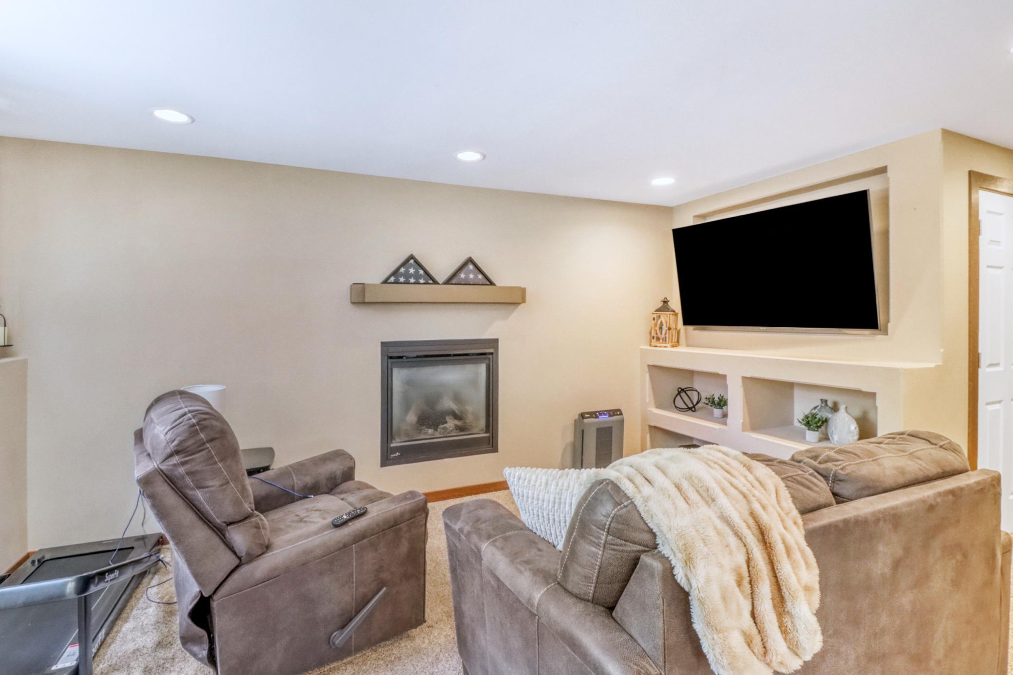 409 Oakway Property Photo 30