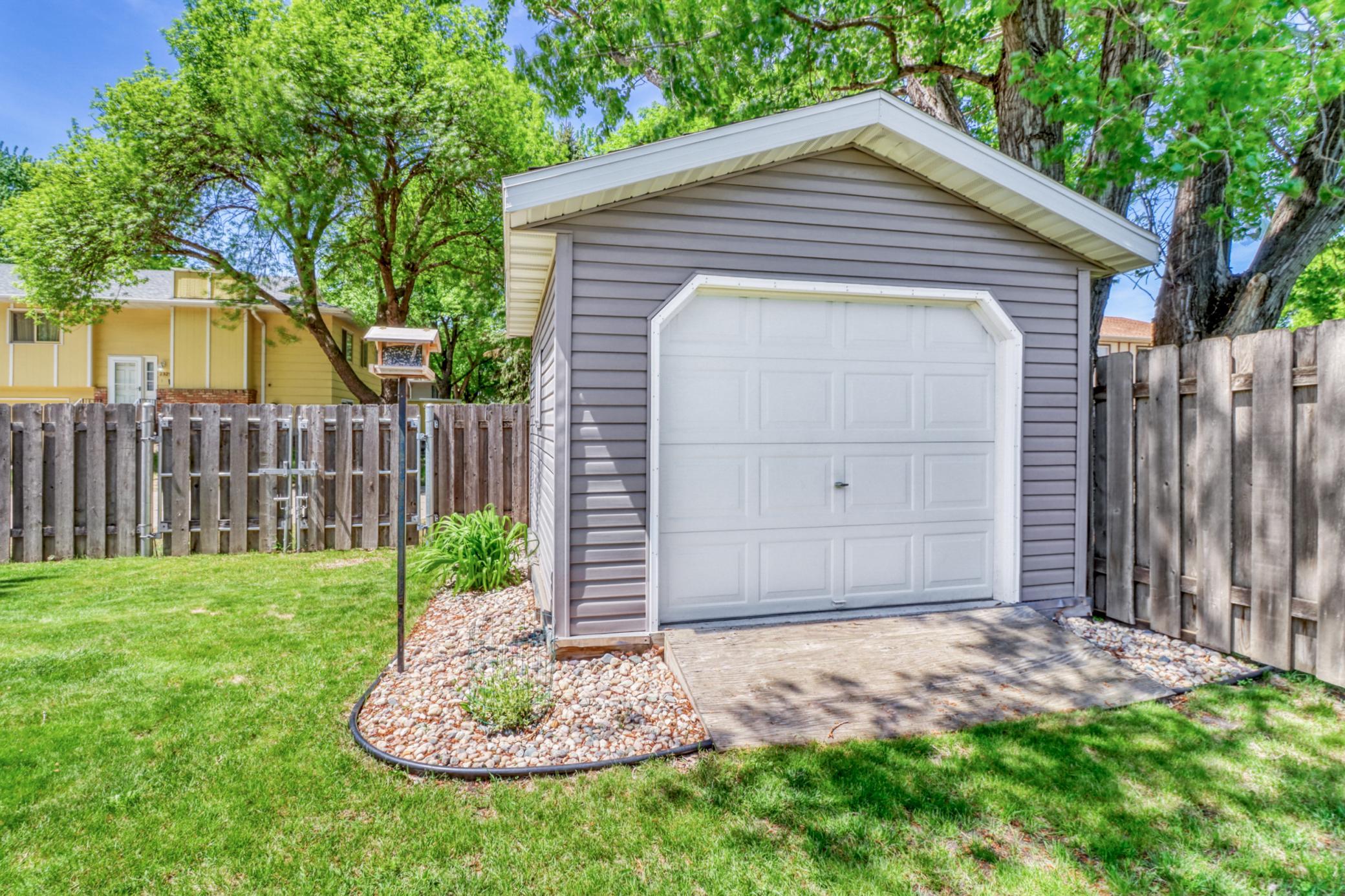 409 Oakway Property Photo 43