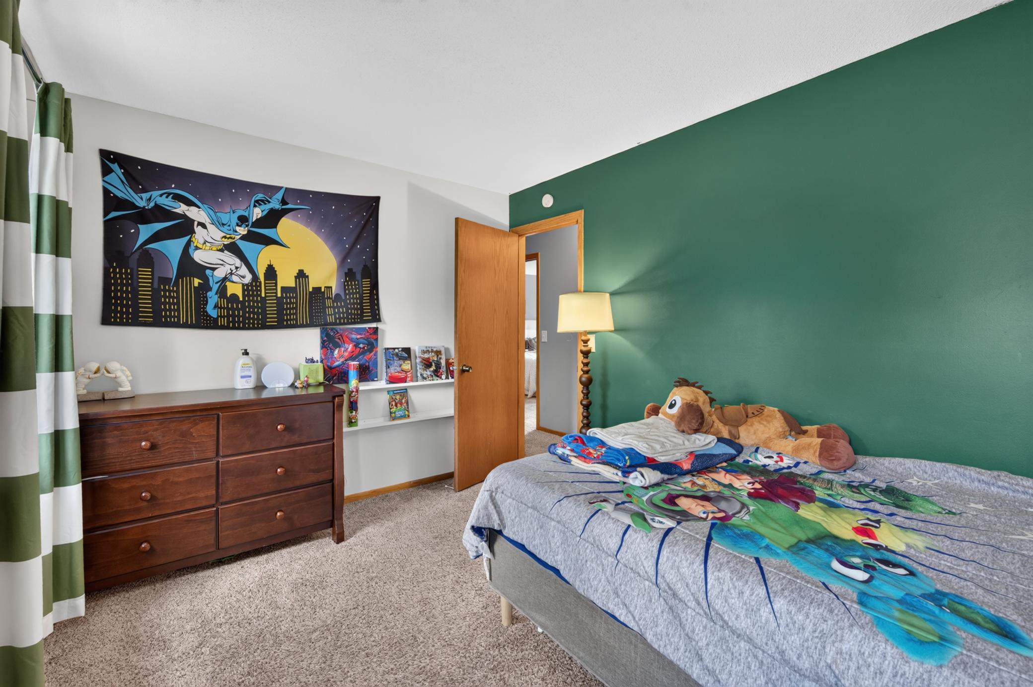 2347 Heath Avenue N Property Photo 45