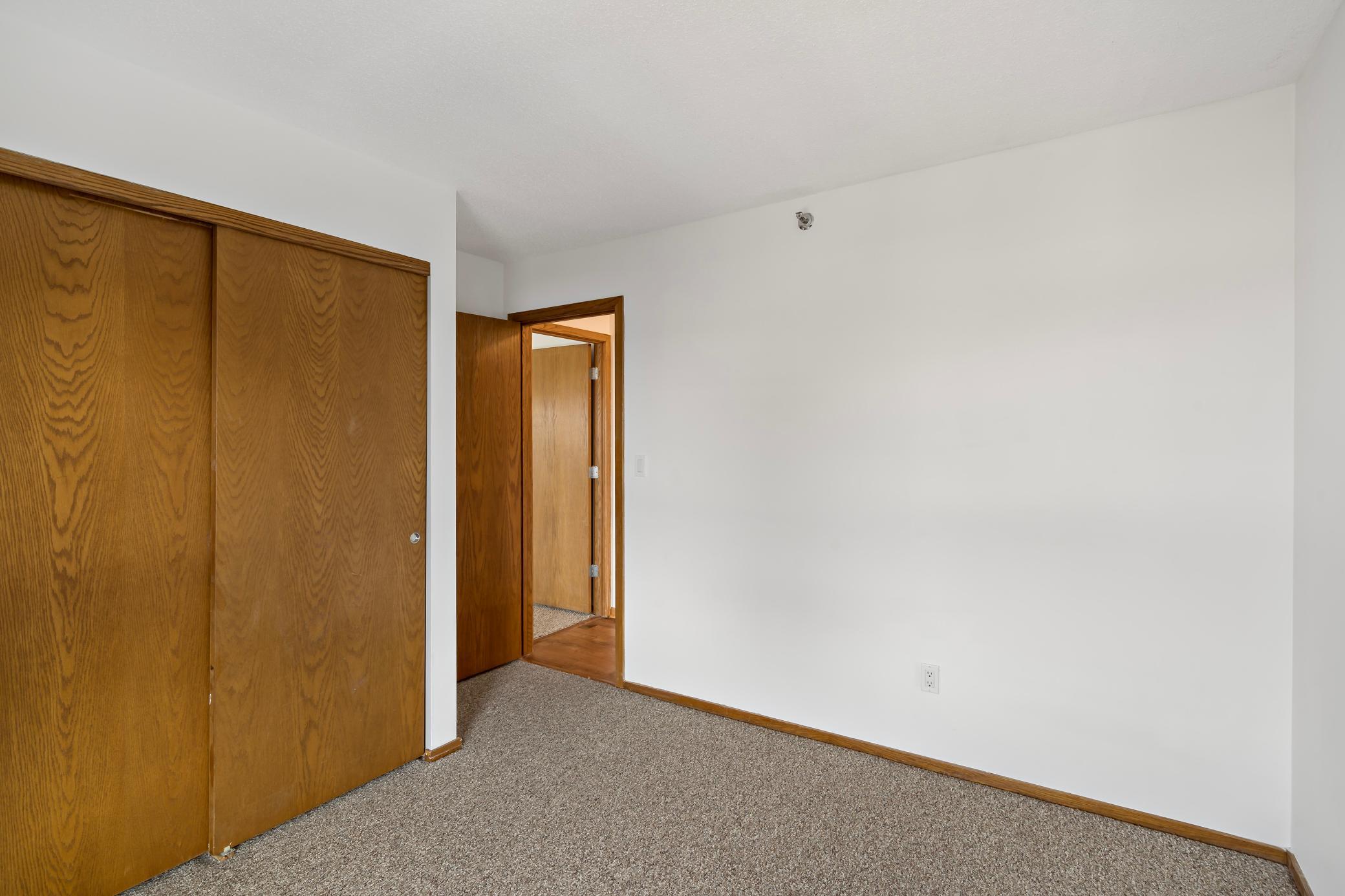 433 S 7th Street 1627 Property Photo 17