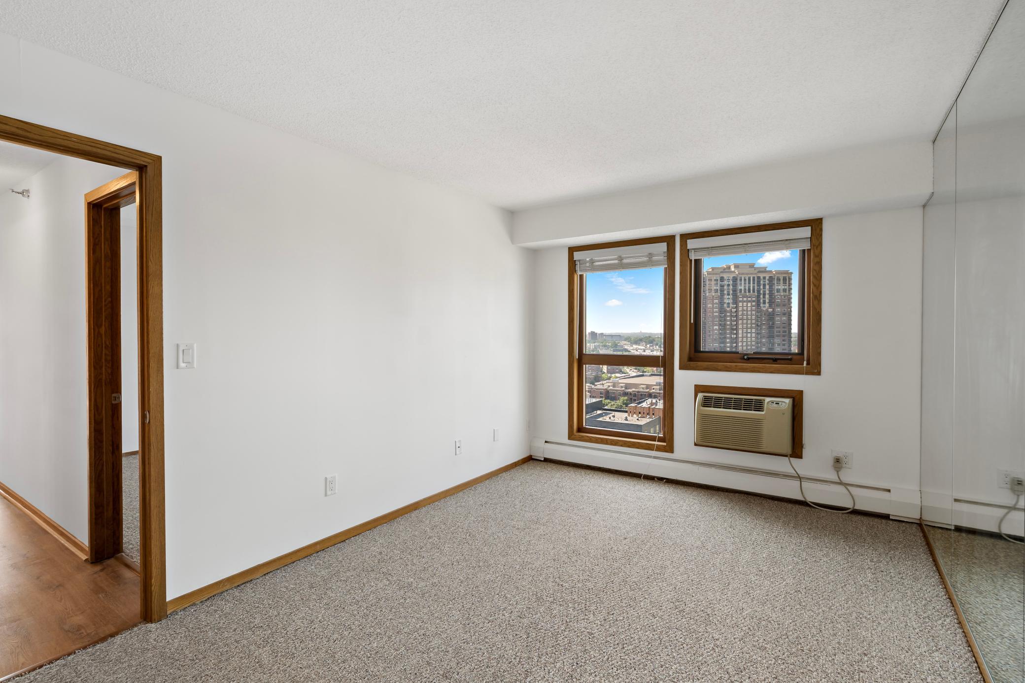 433 S 7th Street 1627 Property Photo 18