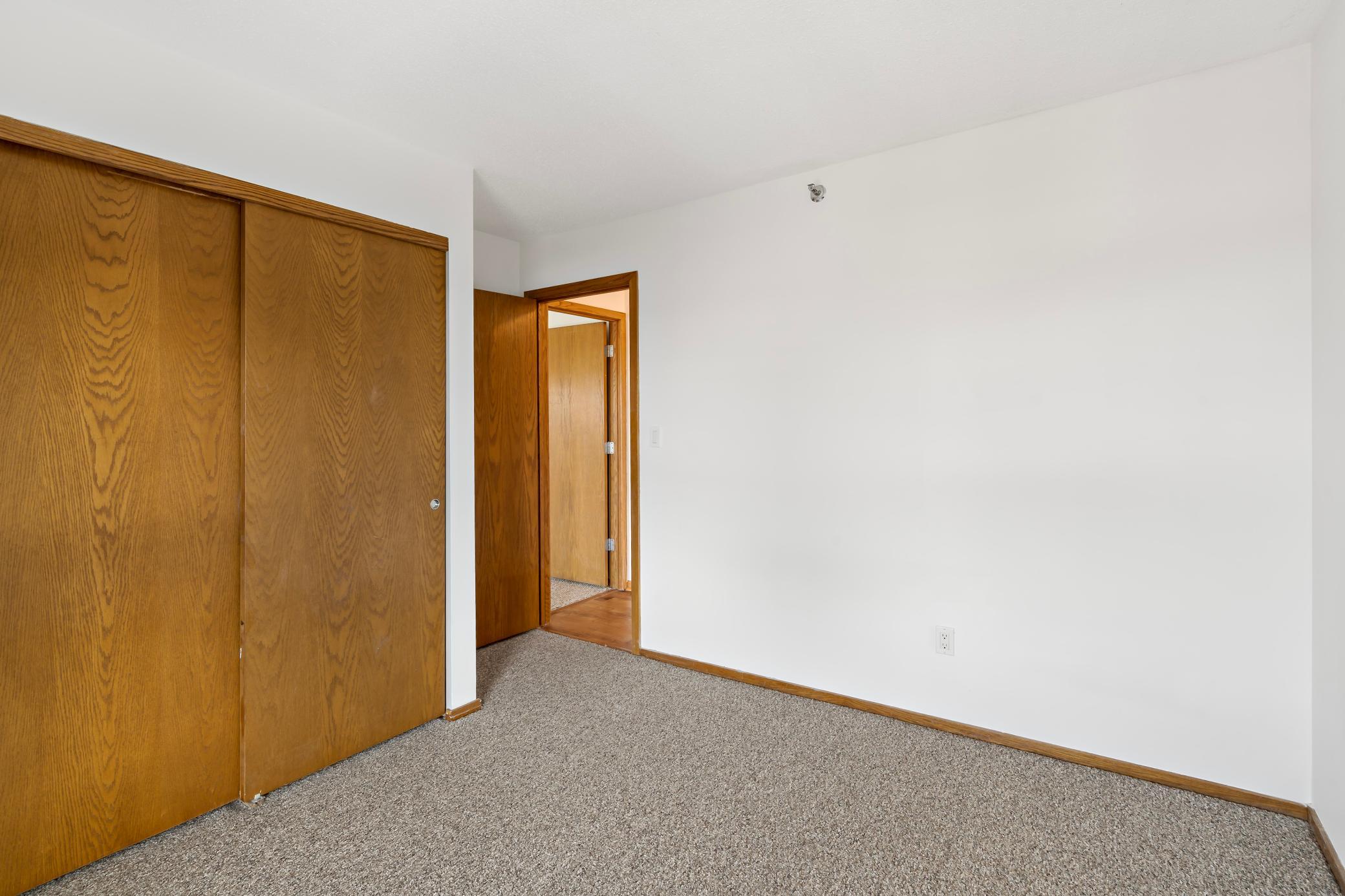 433 S 7th Street 1627 Property Photo 23