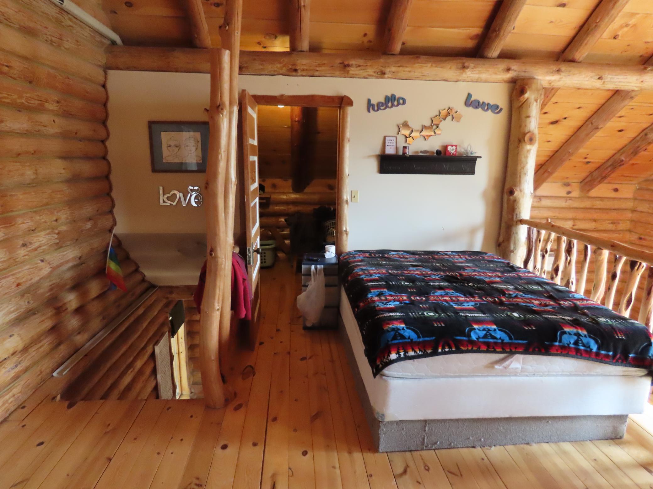 910 Pine Street Property Photo 14