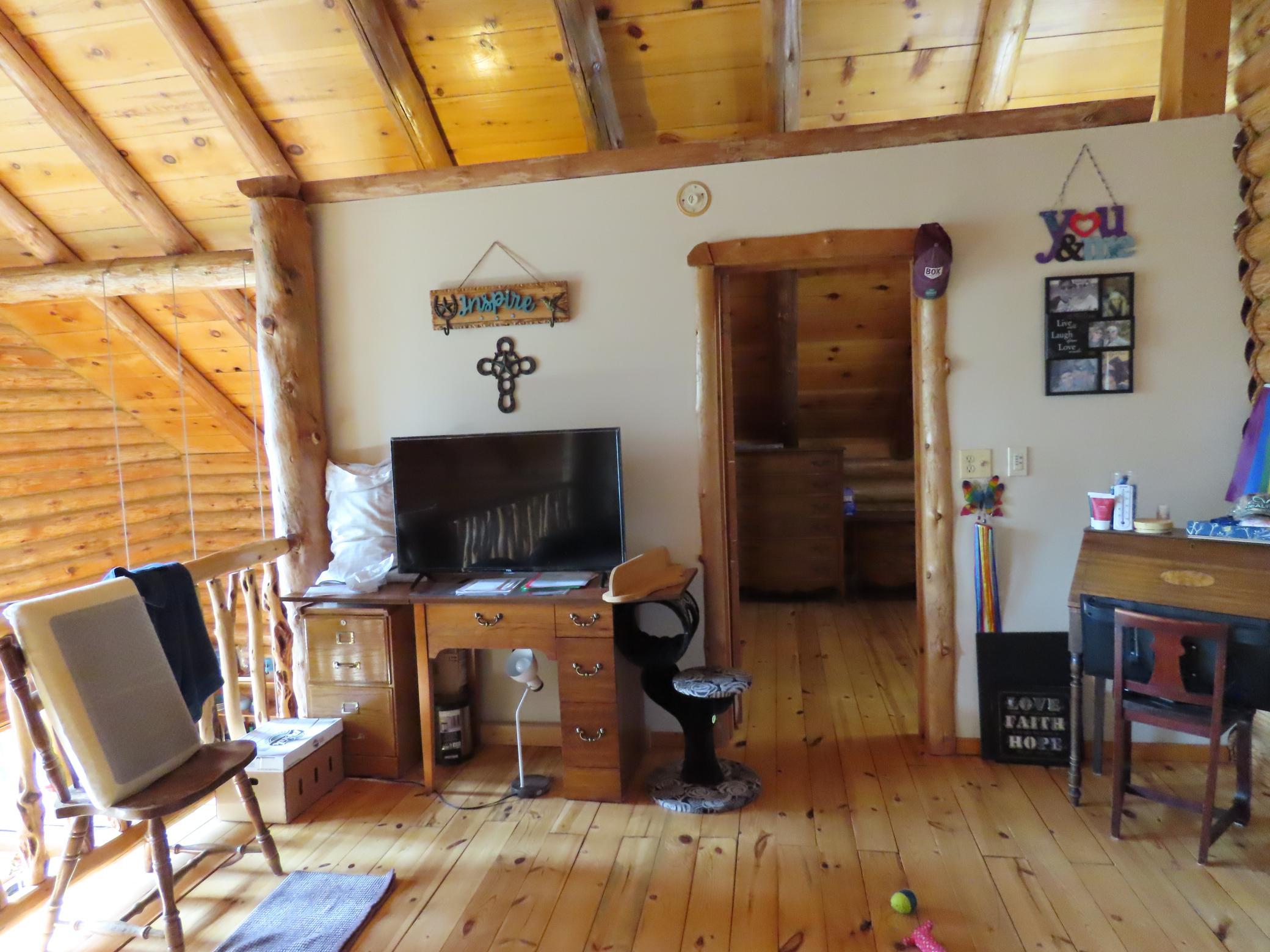 910 Pine Street Property Photo 16