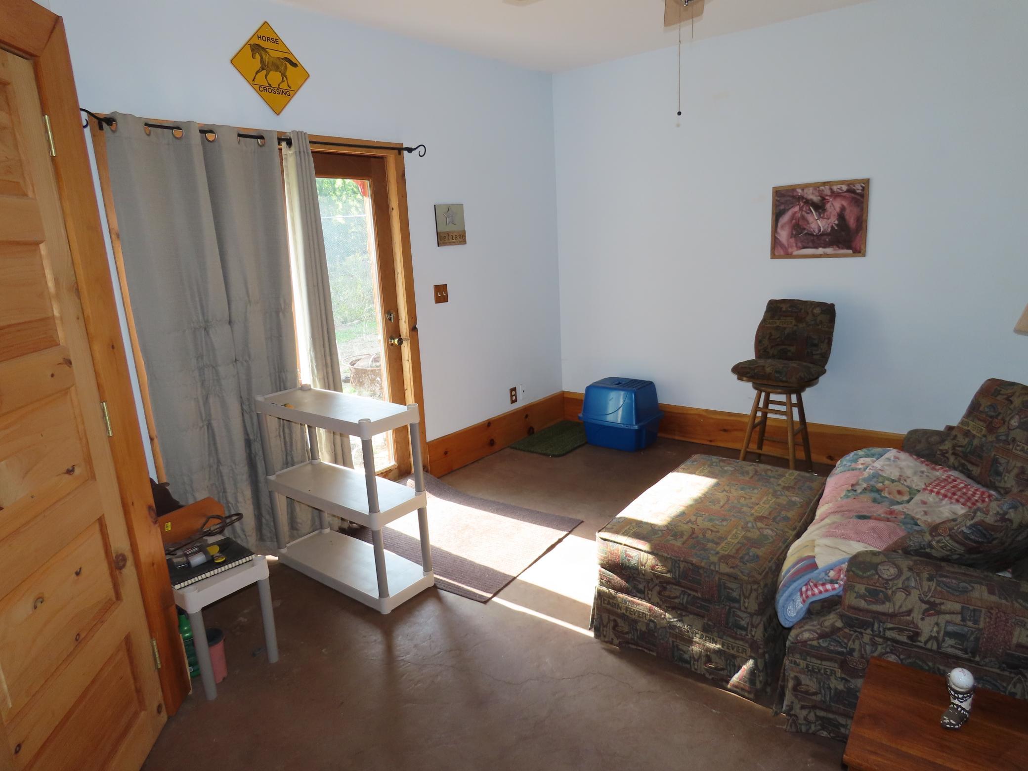 910 Pine Street Property Photo 26