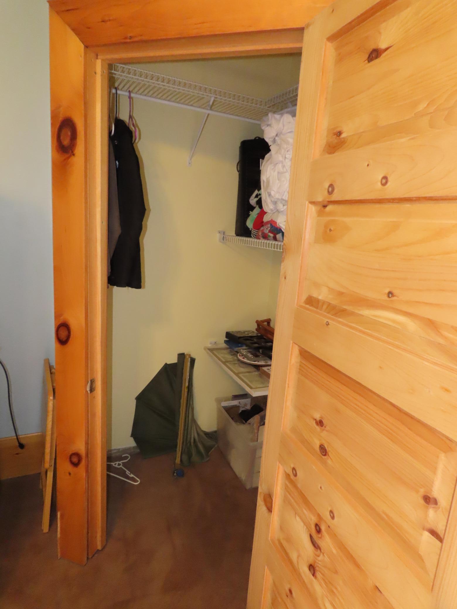 910 Pine Street Property Photo 28