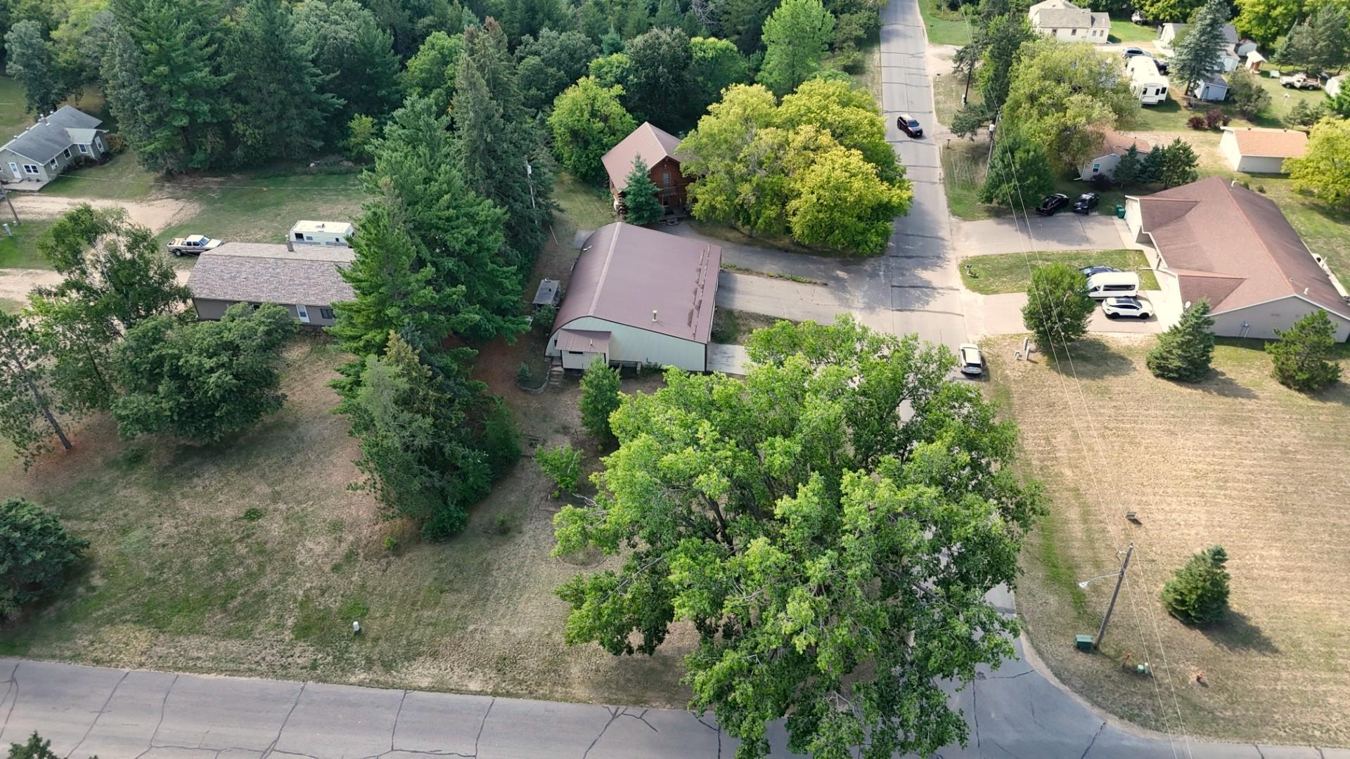 910 Pine Street Property Photo 35