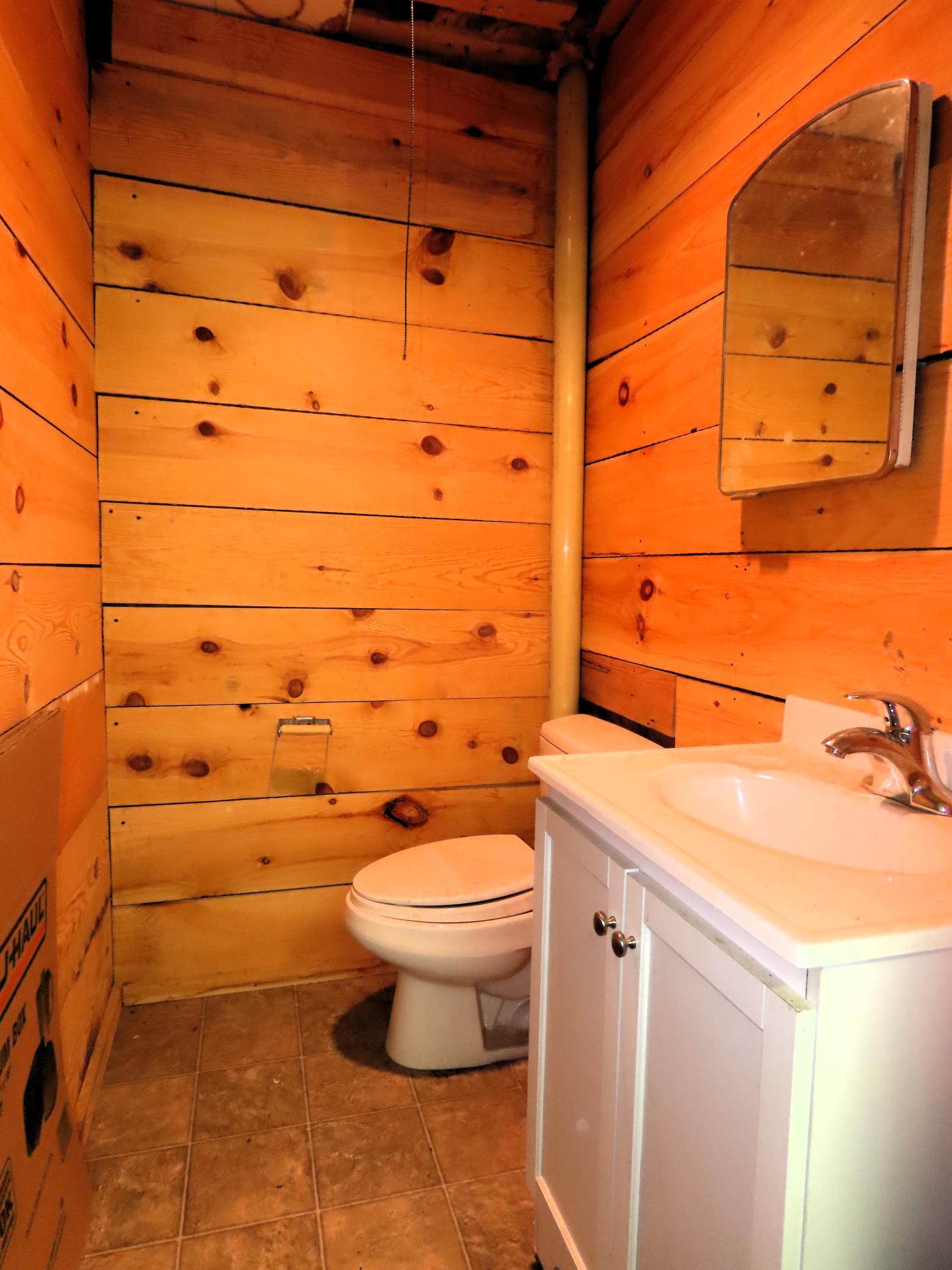 910 Pine Street Property Photo 41