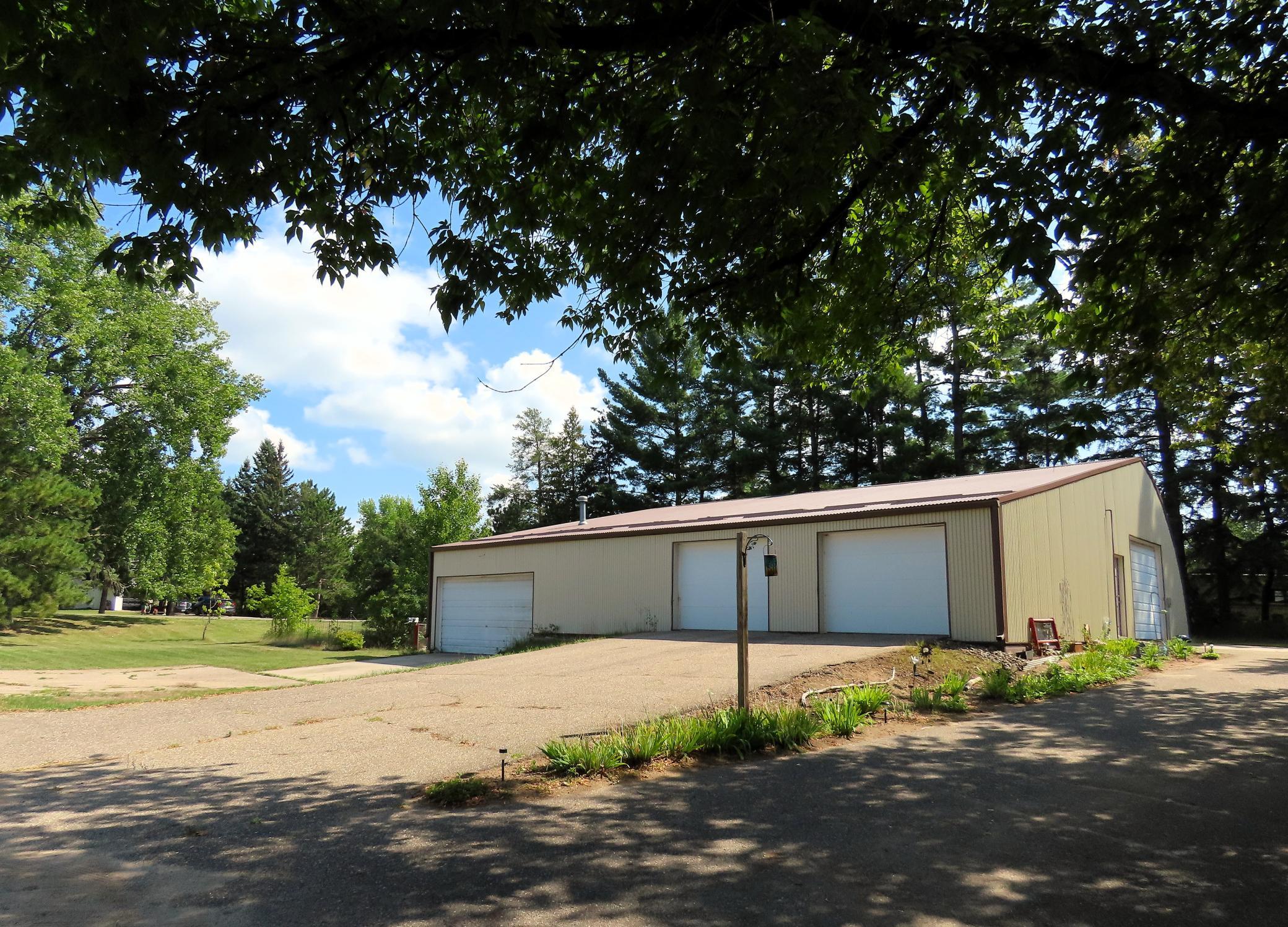 910 Pine Street Property Photo 43