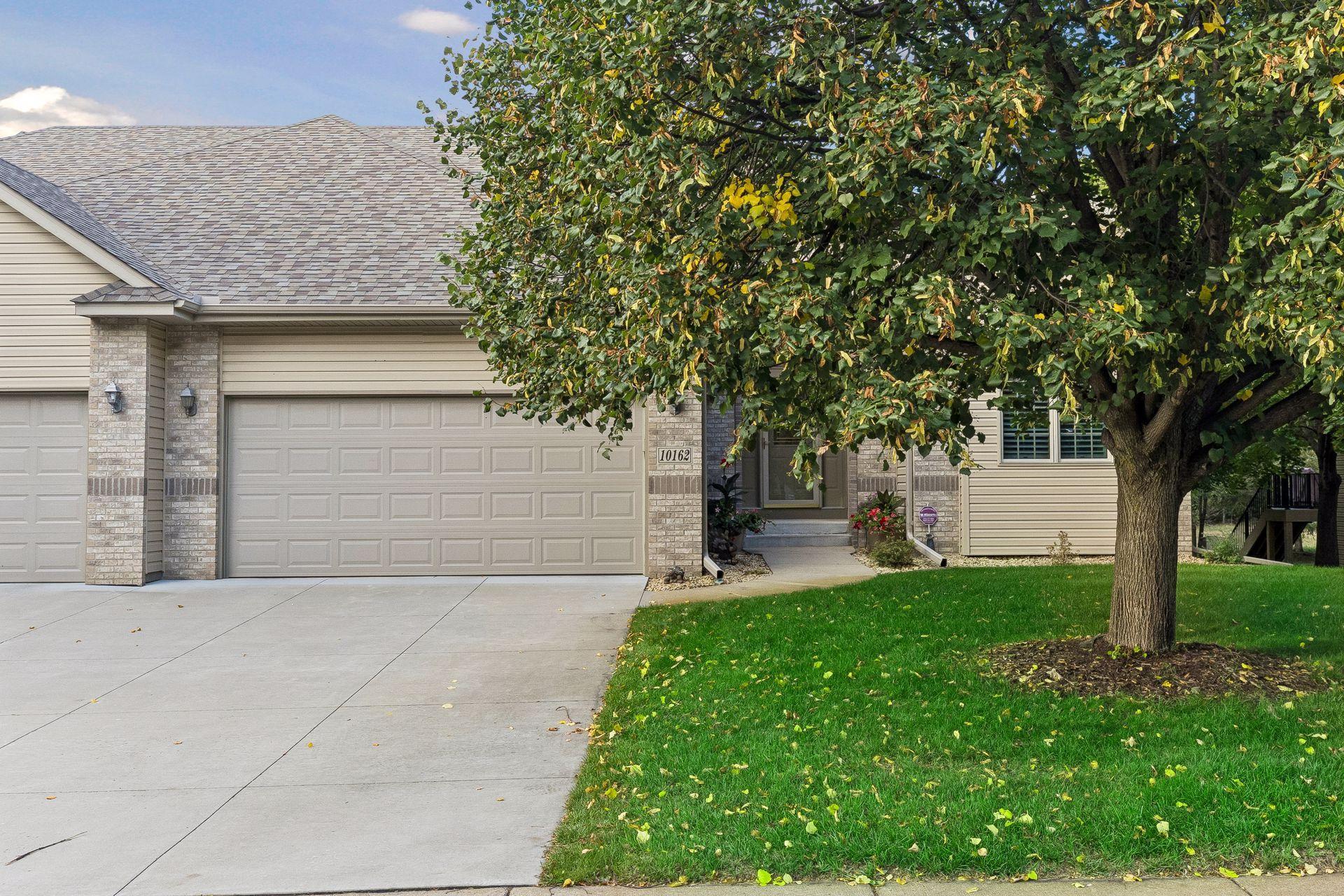 10162 Chestnut Circle N Property Photo 45