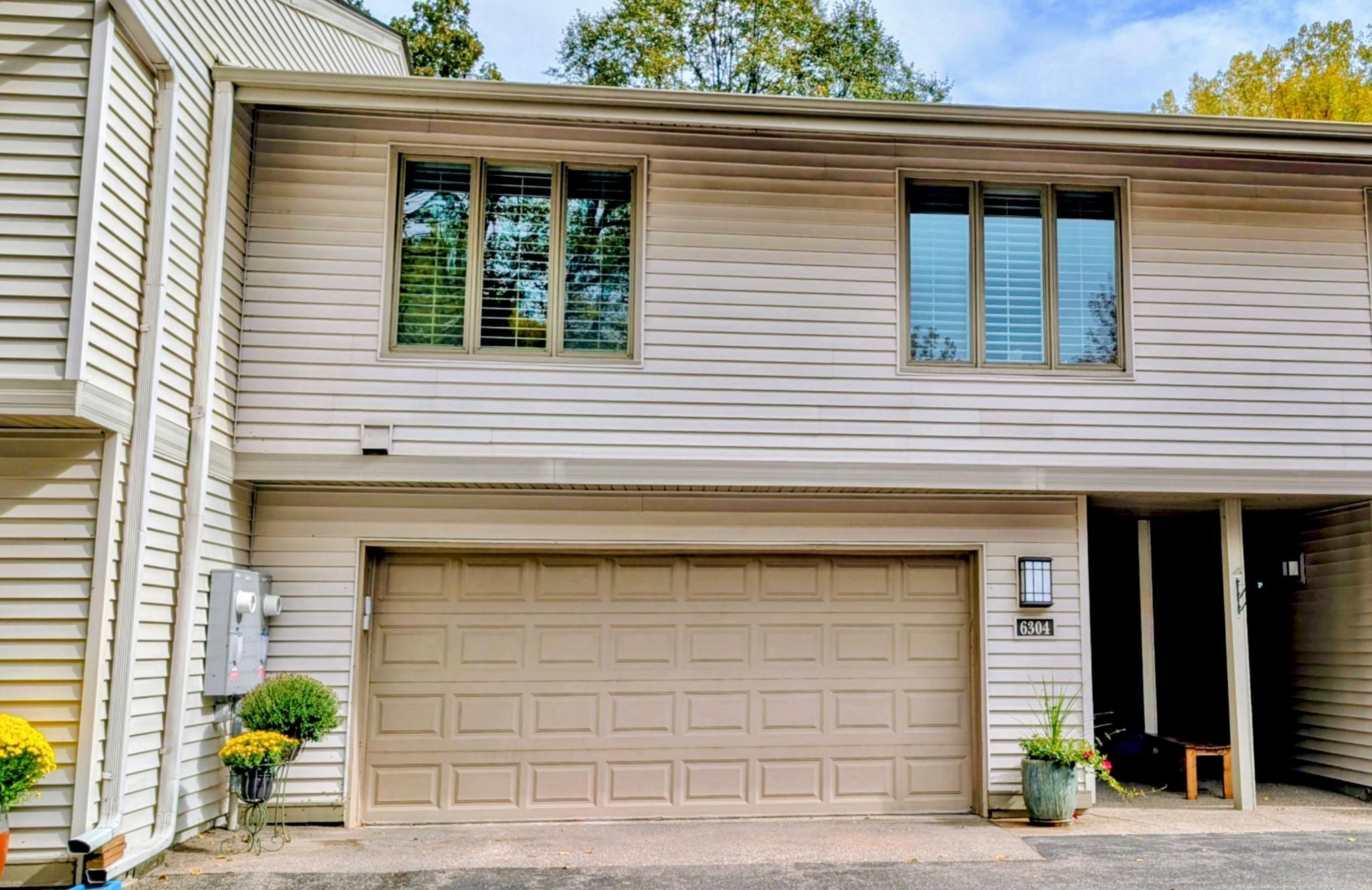 6304 Red Fox Lane Property Photo 1