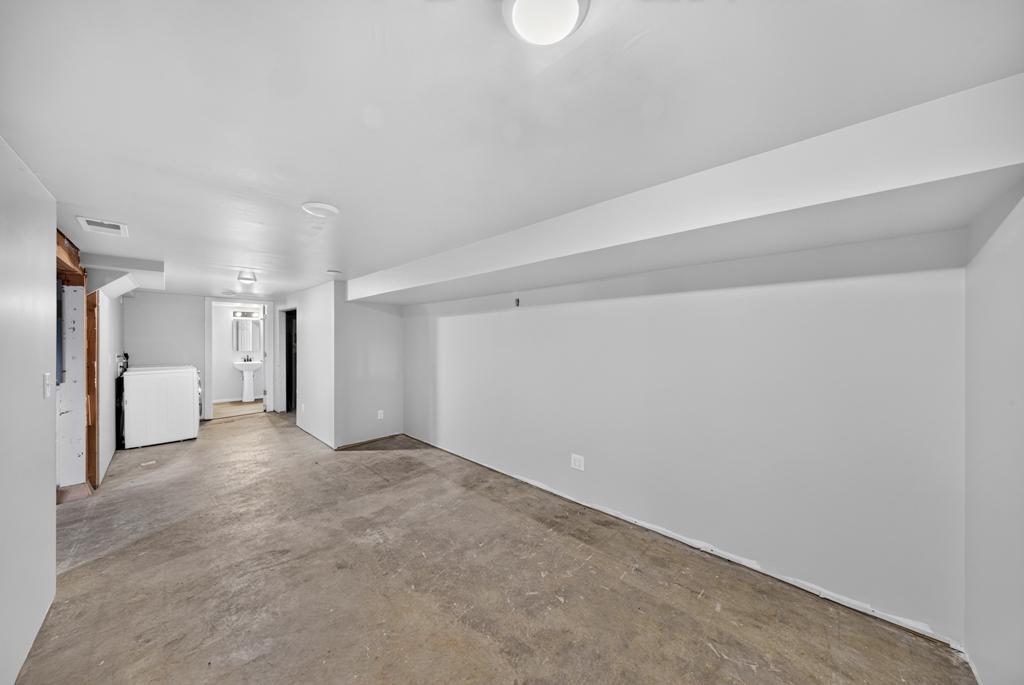 604 Park Street Se Property Photo 36