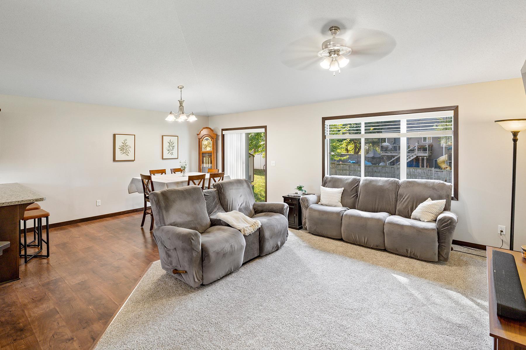 148 Crystal Circle Property Photo 5