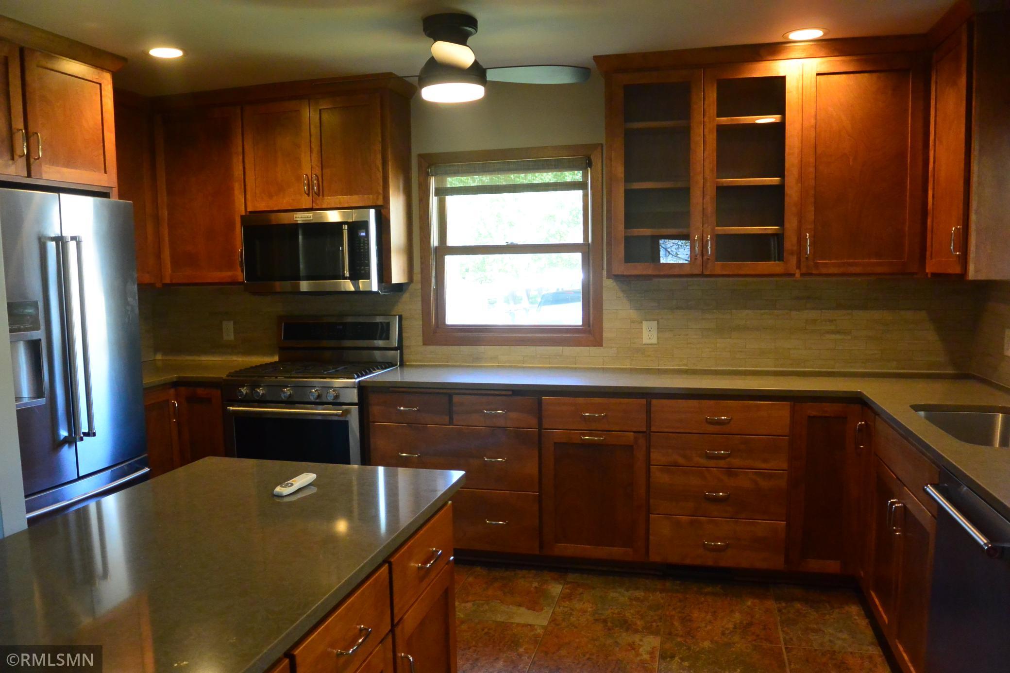 730 17th Street E Property Photo 6