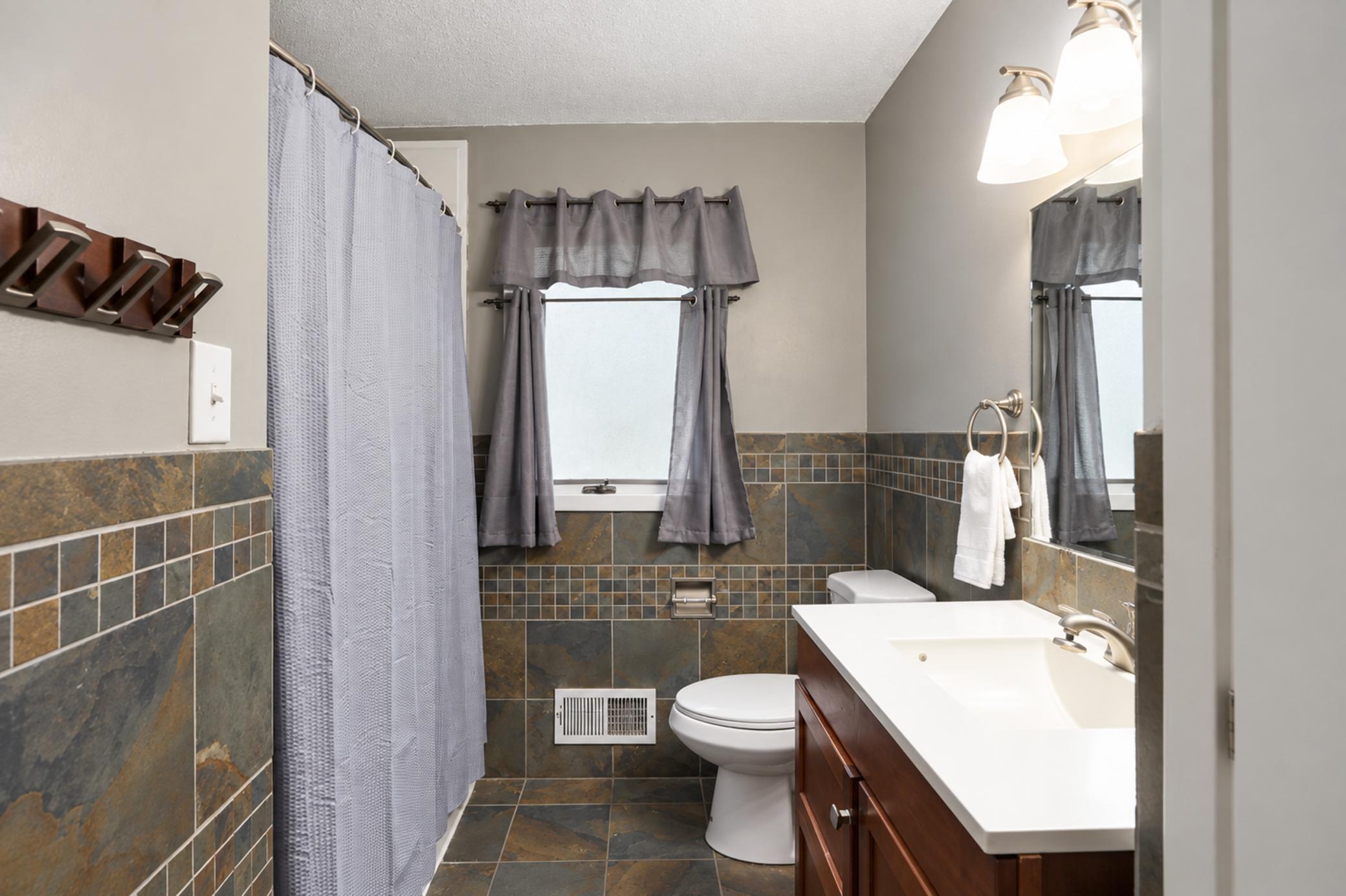 1404 Plainview Lane Property Photo 12