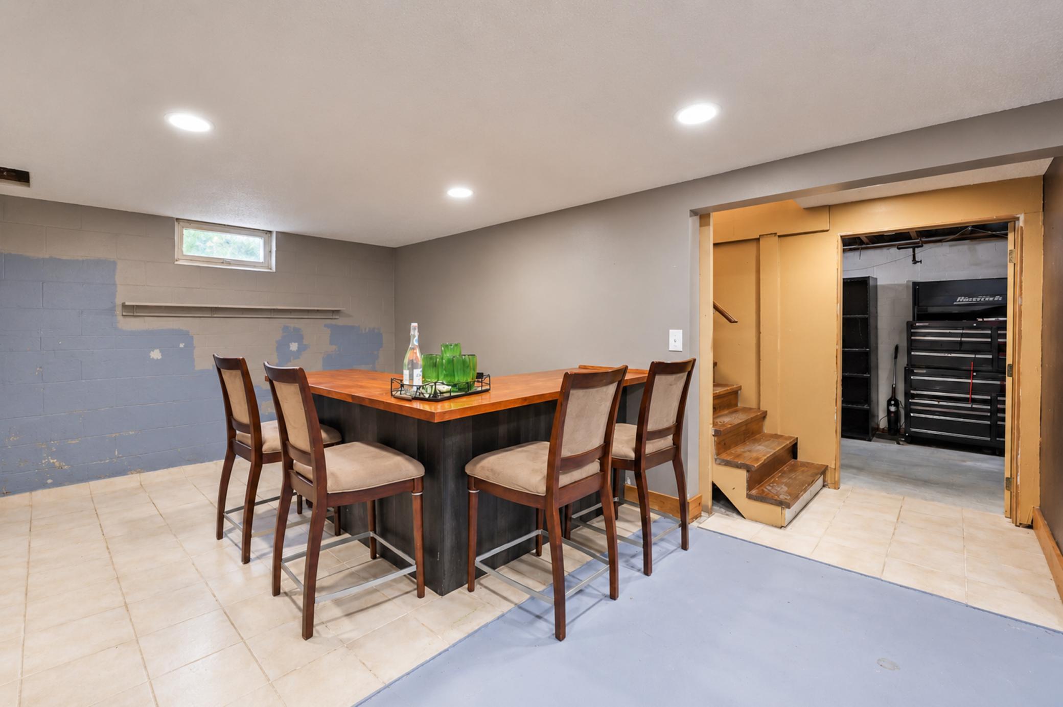 1404 Plainview Lane Property Photo 17