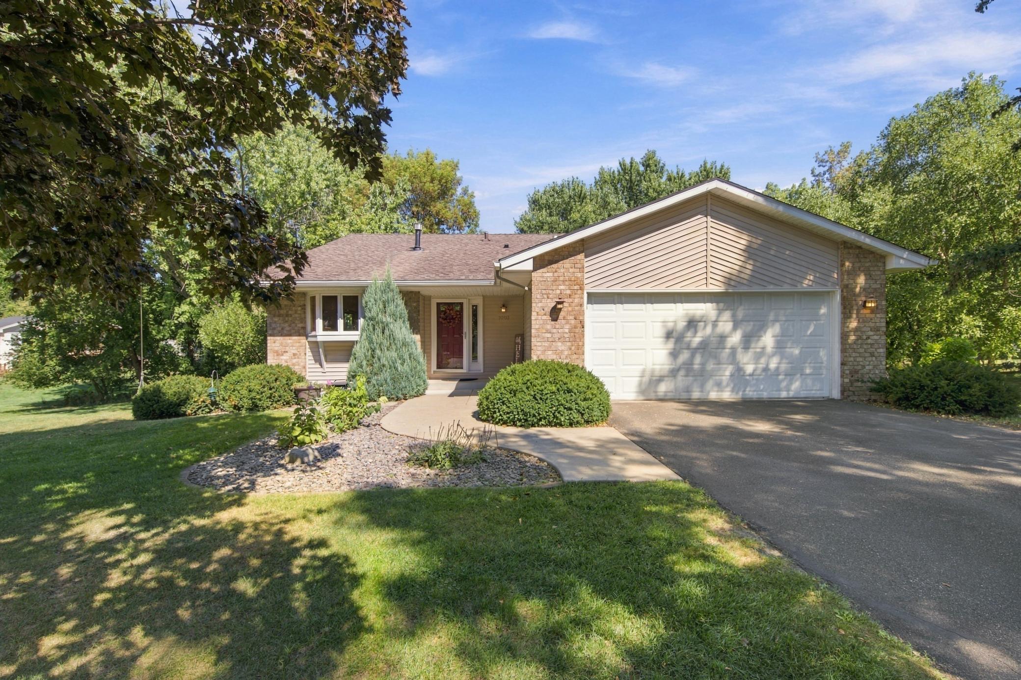 7003 Park View Lane Property Photo 1