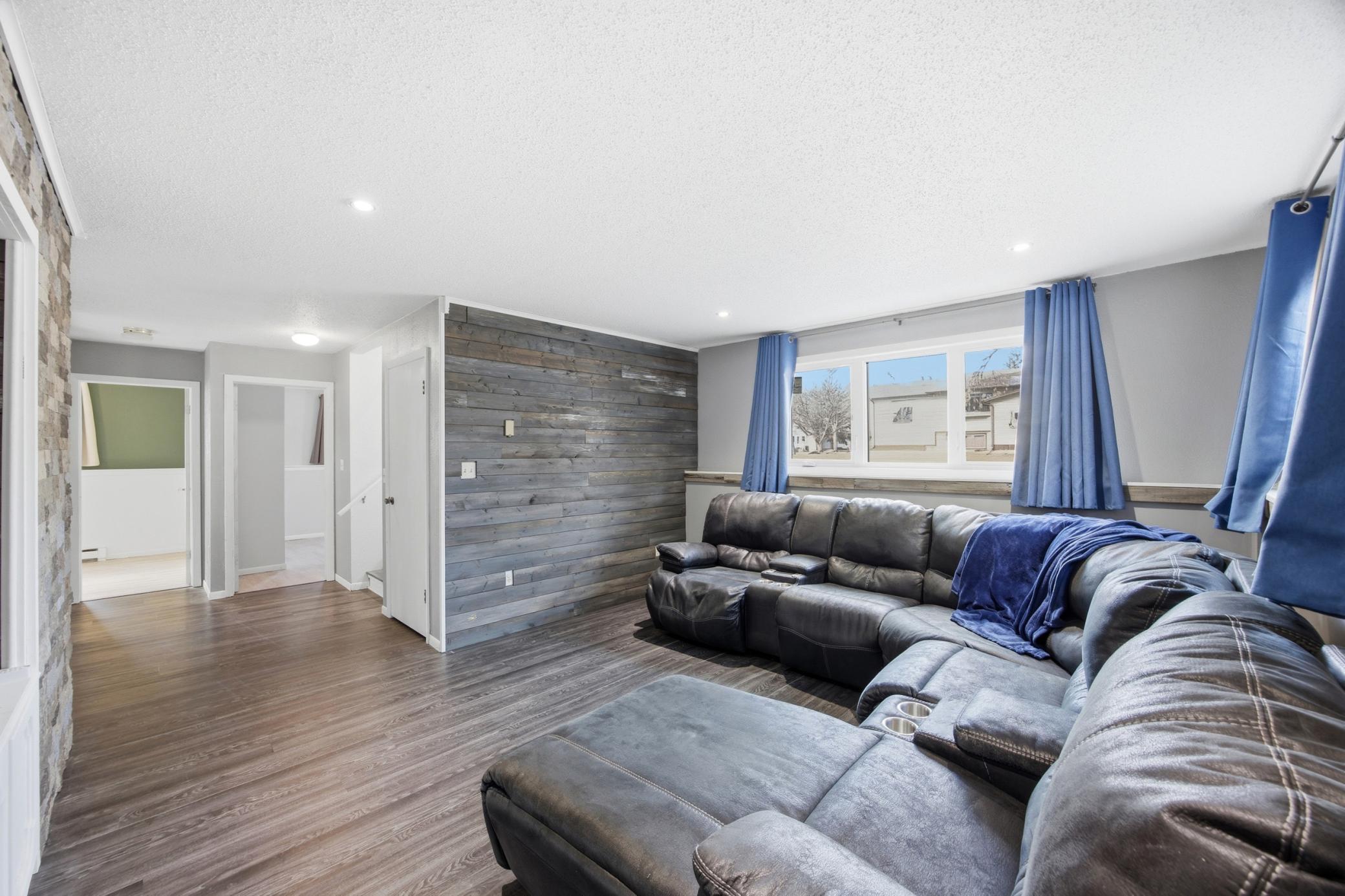 1211 Hall Avenue Property Photo 20