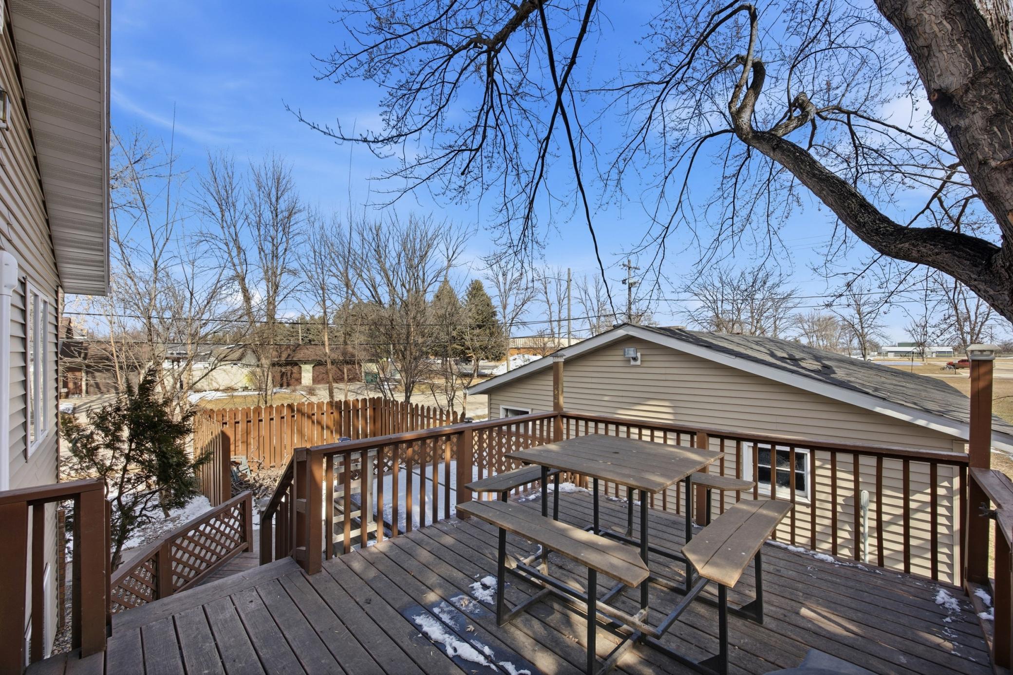 1211 Hall Avenue Property Photo 28