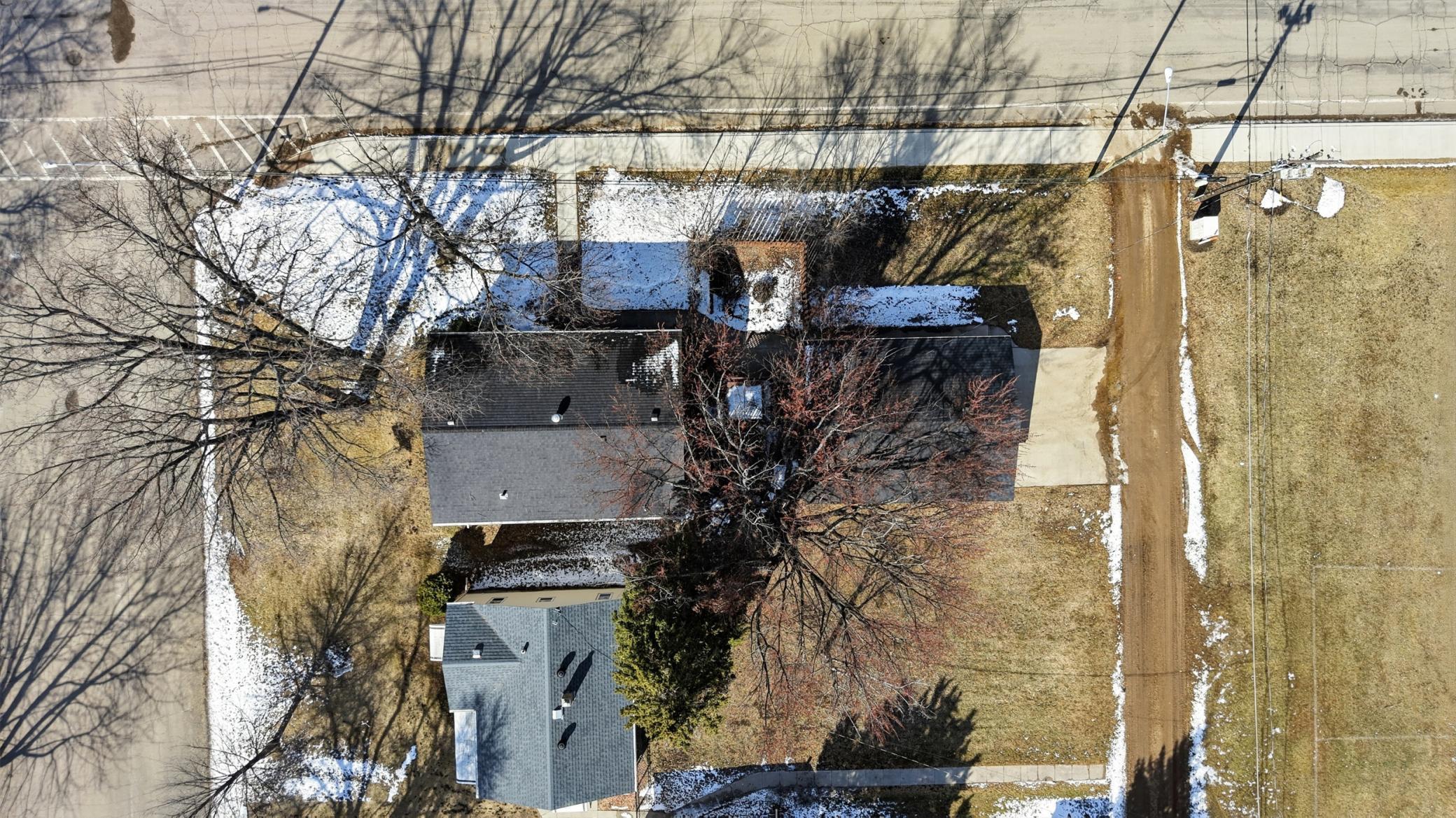 1211 Hall Avenue Property Photo 30
