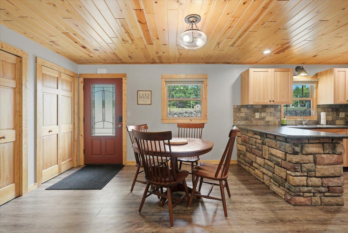 5199 State Road 70 Property Photo 5