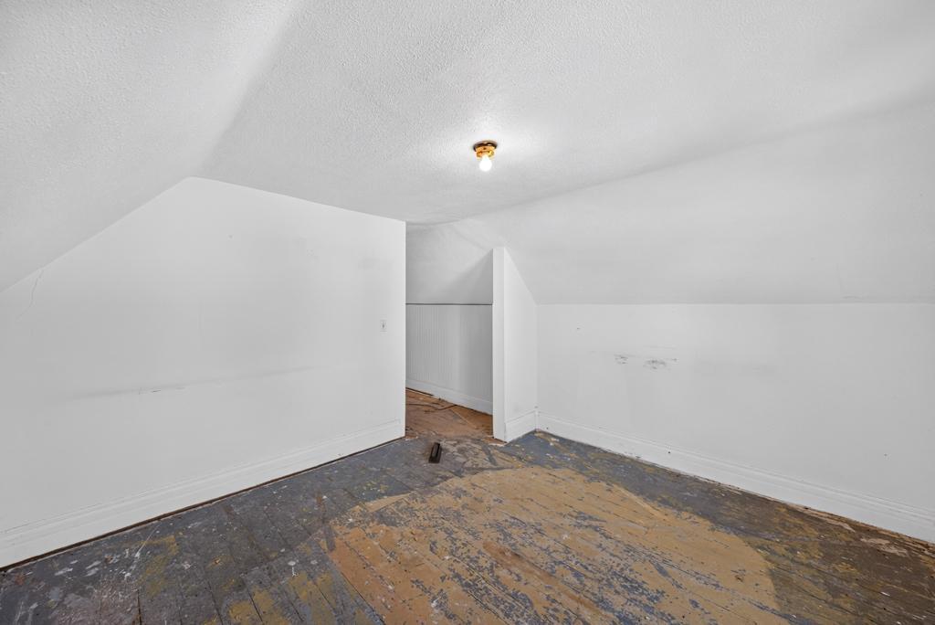 414 E Main Street Property Photo 29
