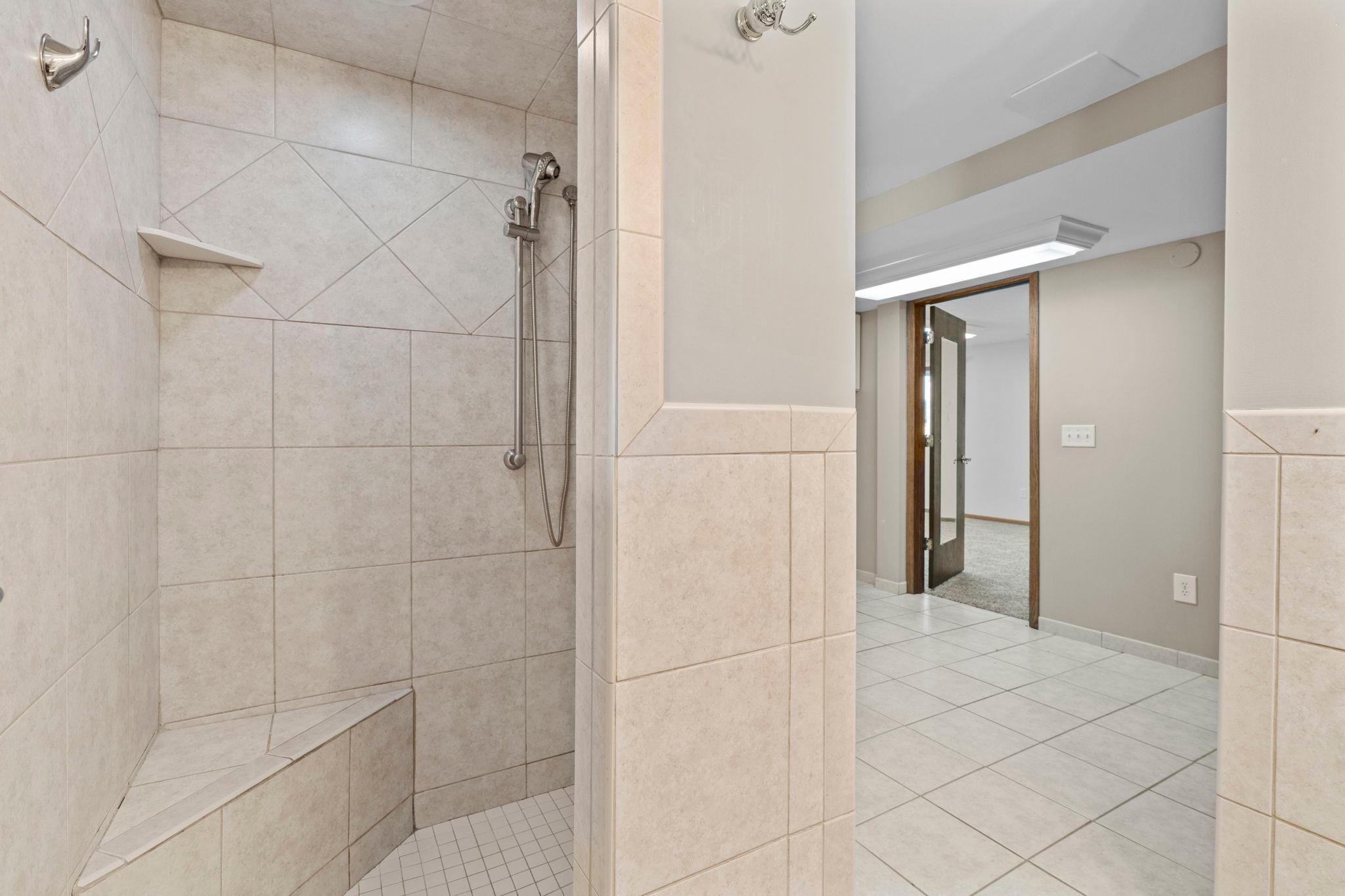 302 Jennifer Lane Property Photo 14