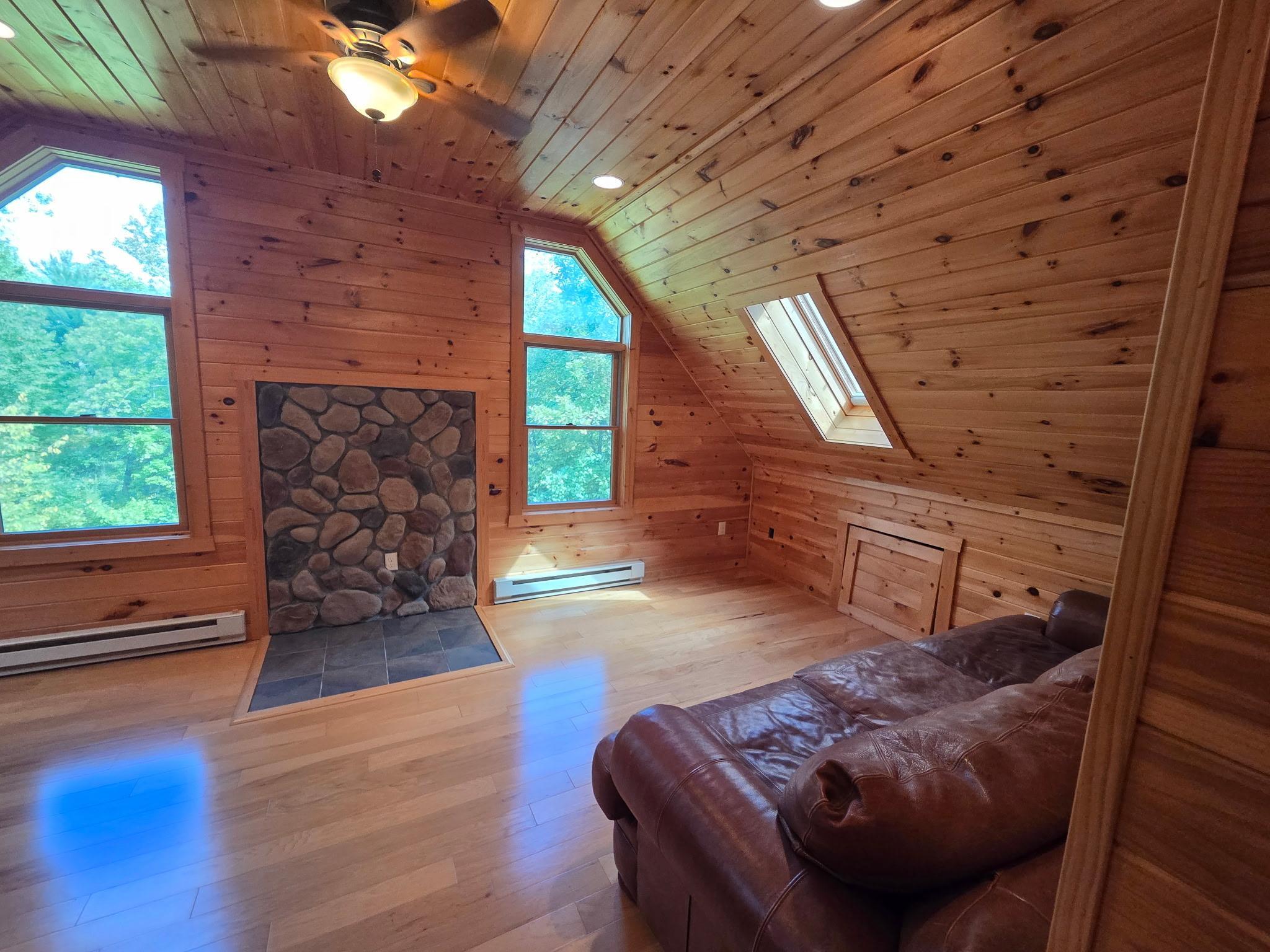 21665 Heather Drive Property Photo 4