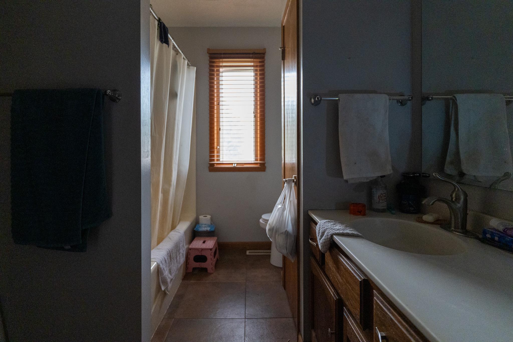 202 11th Avenue E Property Photo 7