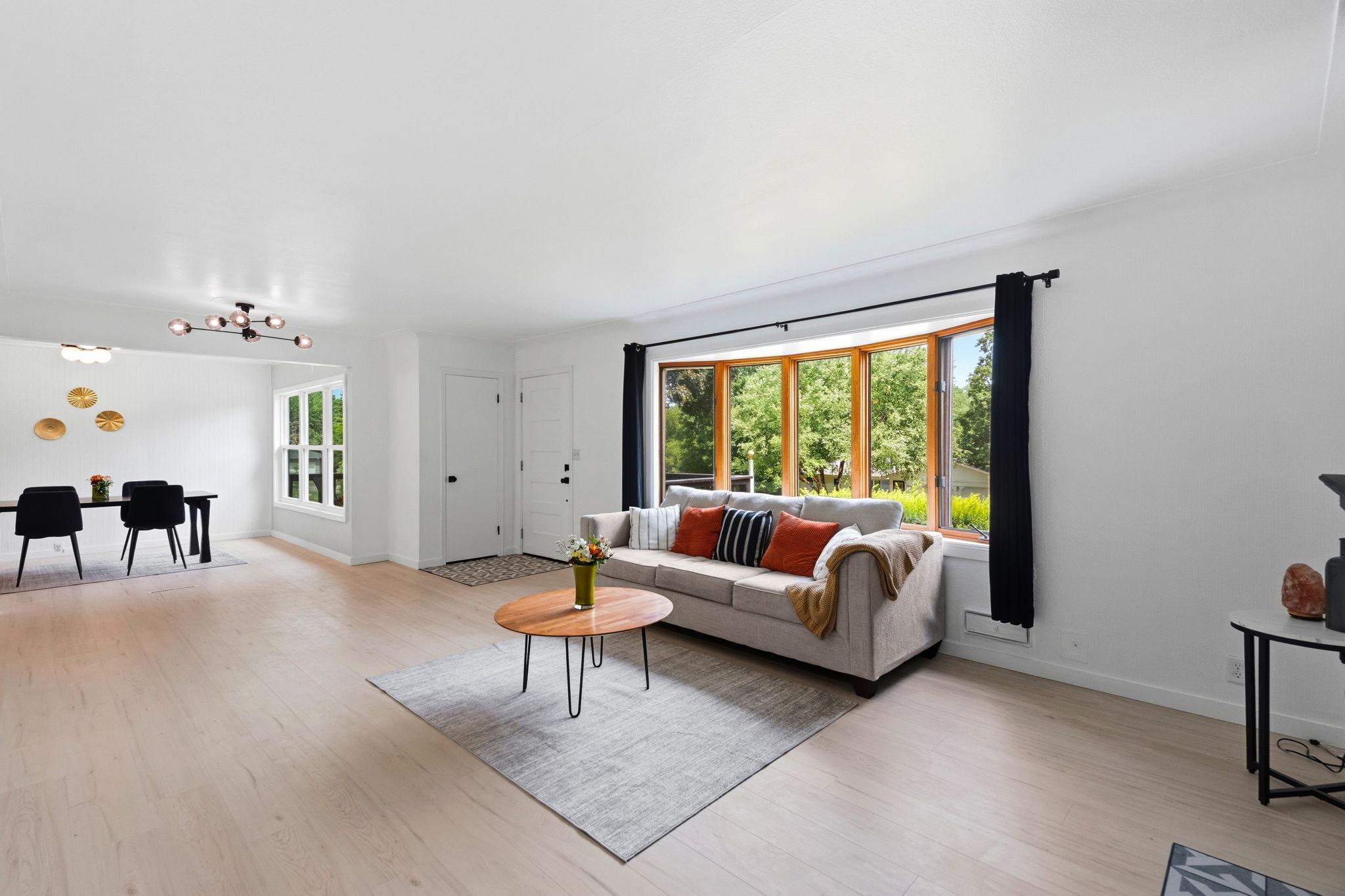 3662 Robin Lane Property Photo 6